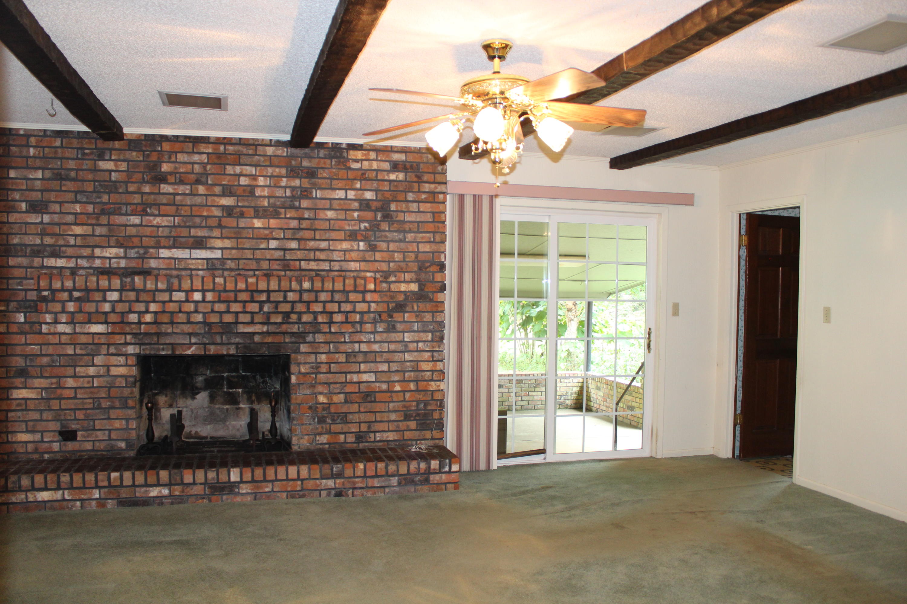 METES & BOUNDS - Residential Lease