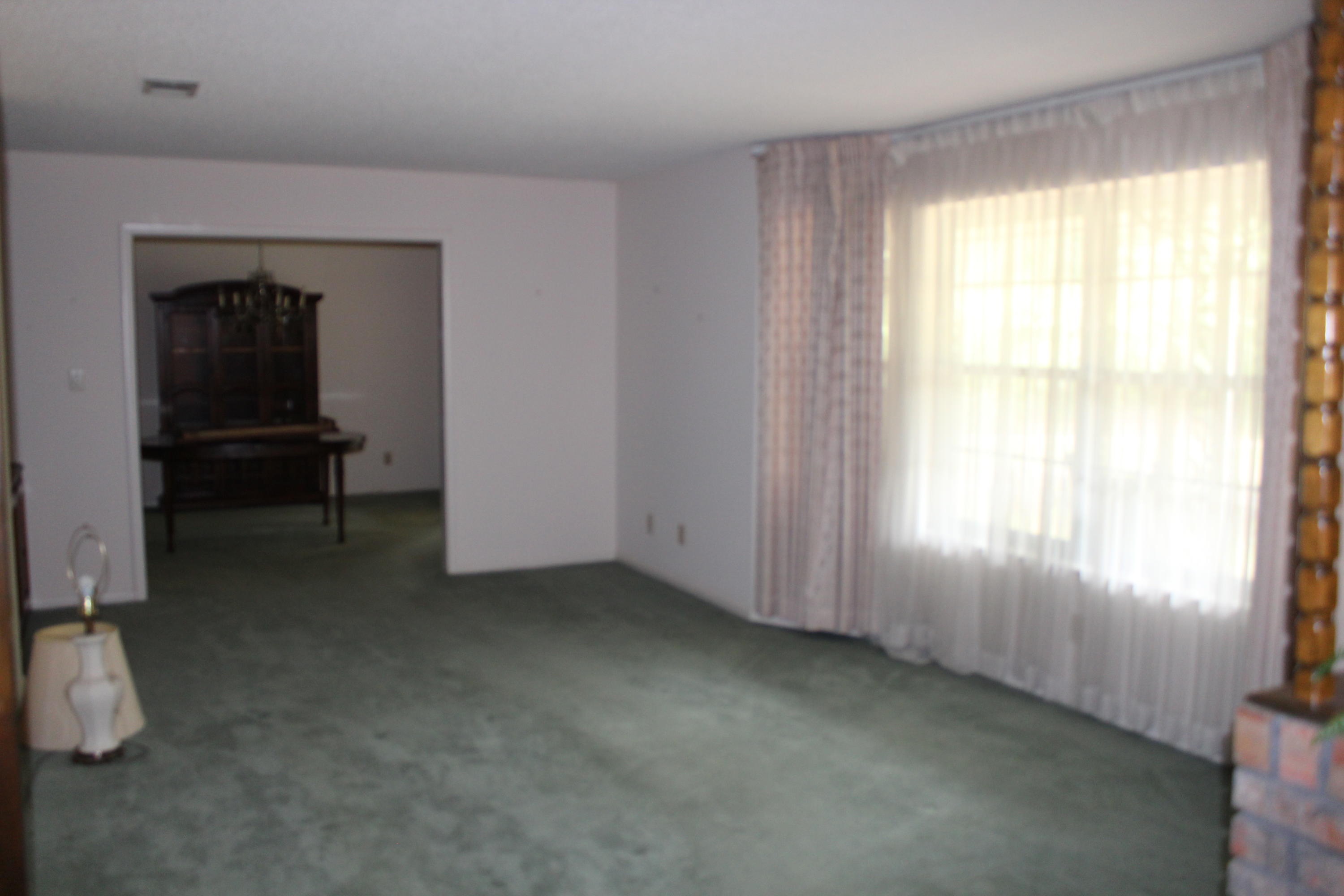 METES & BOUNDS - Residential Lease