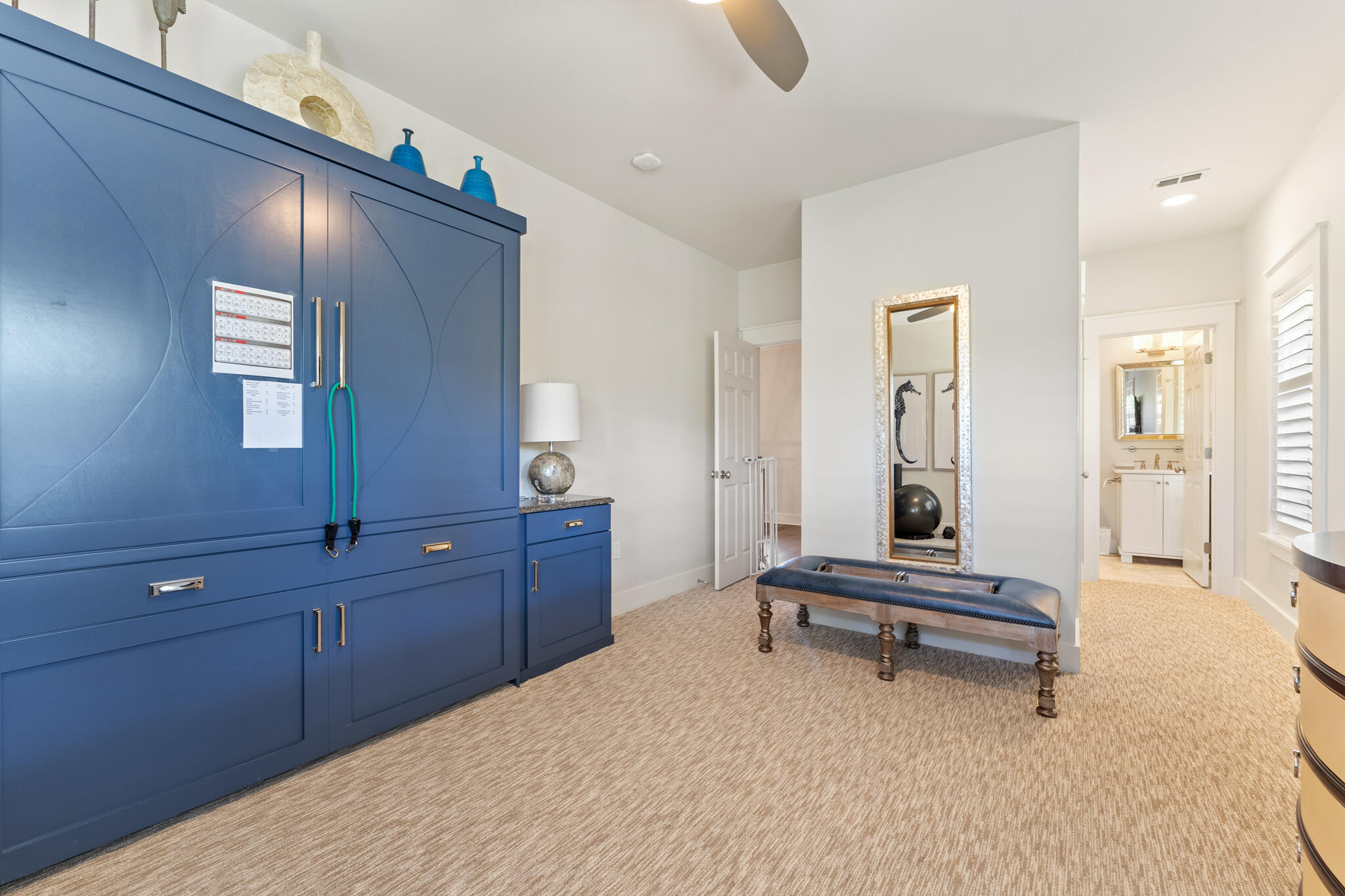 MAGNOLIA BAY - Residential