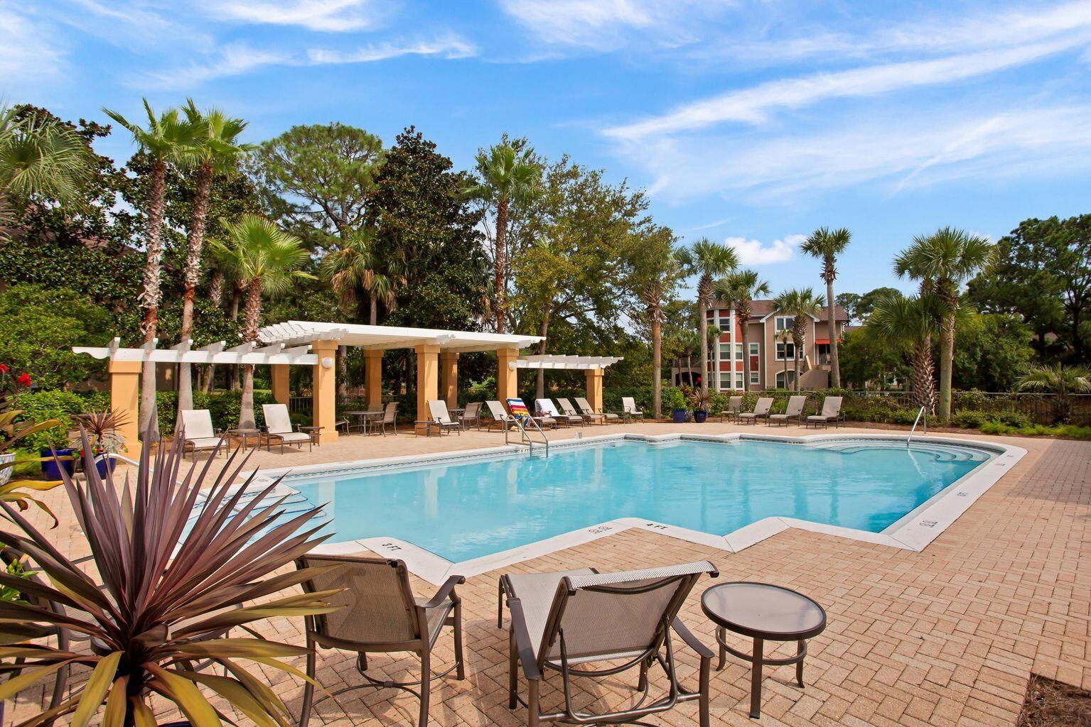 MAGNOLIA BAY - Residential