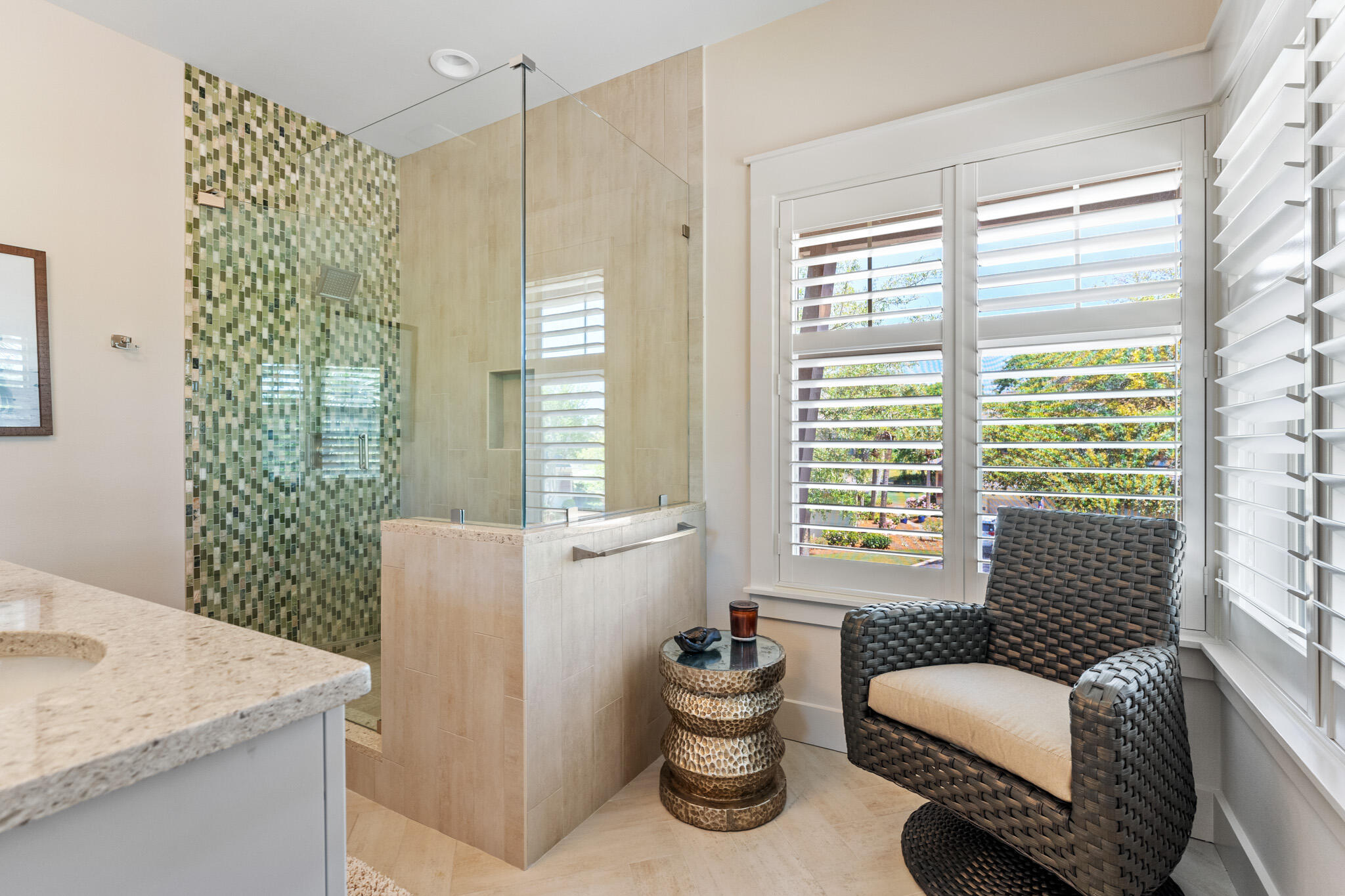 MAGNOLIA BAY - Residential