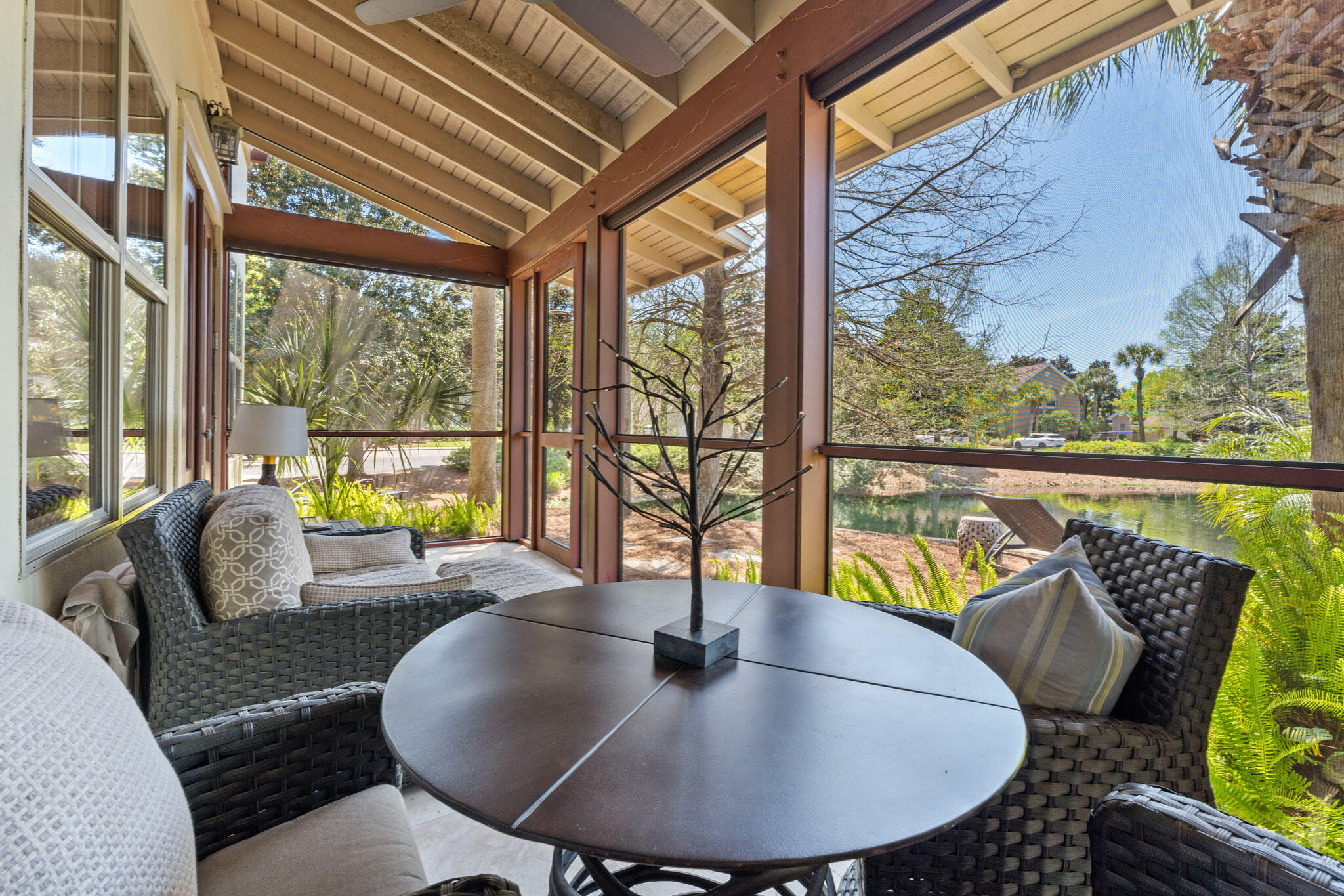 MAGNOLIA BAY - Residential