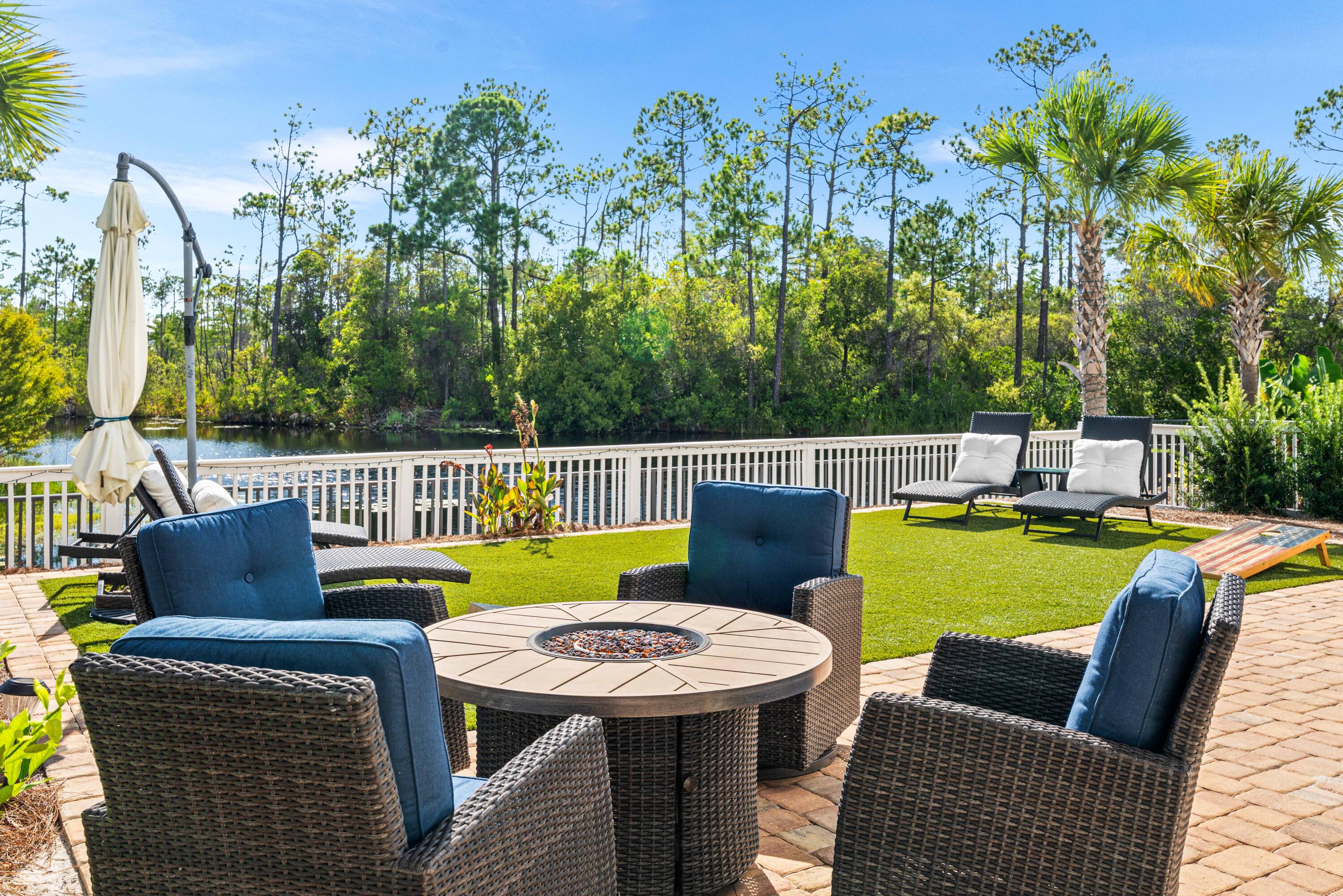 NATUREWALK AT SEAGROVE - Residential