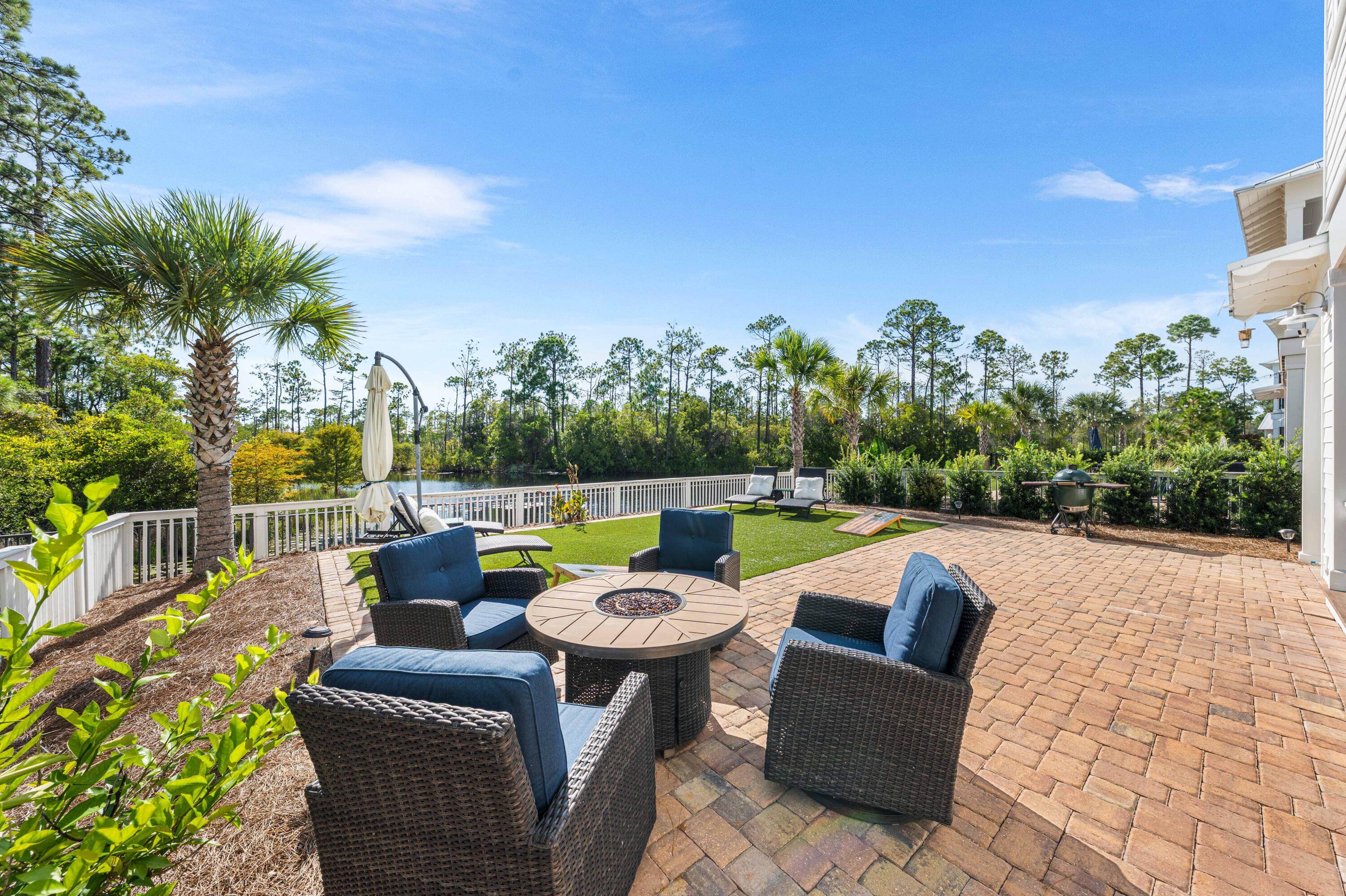 NATUREWALK AT SEAGROVE - Residential