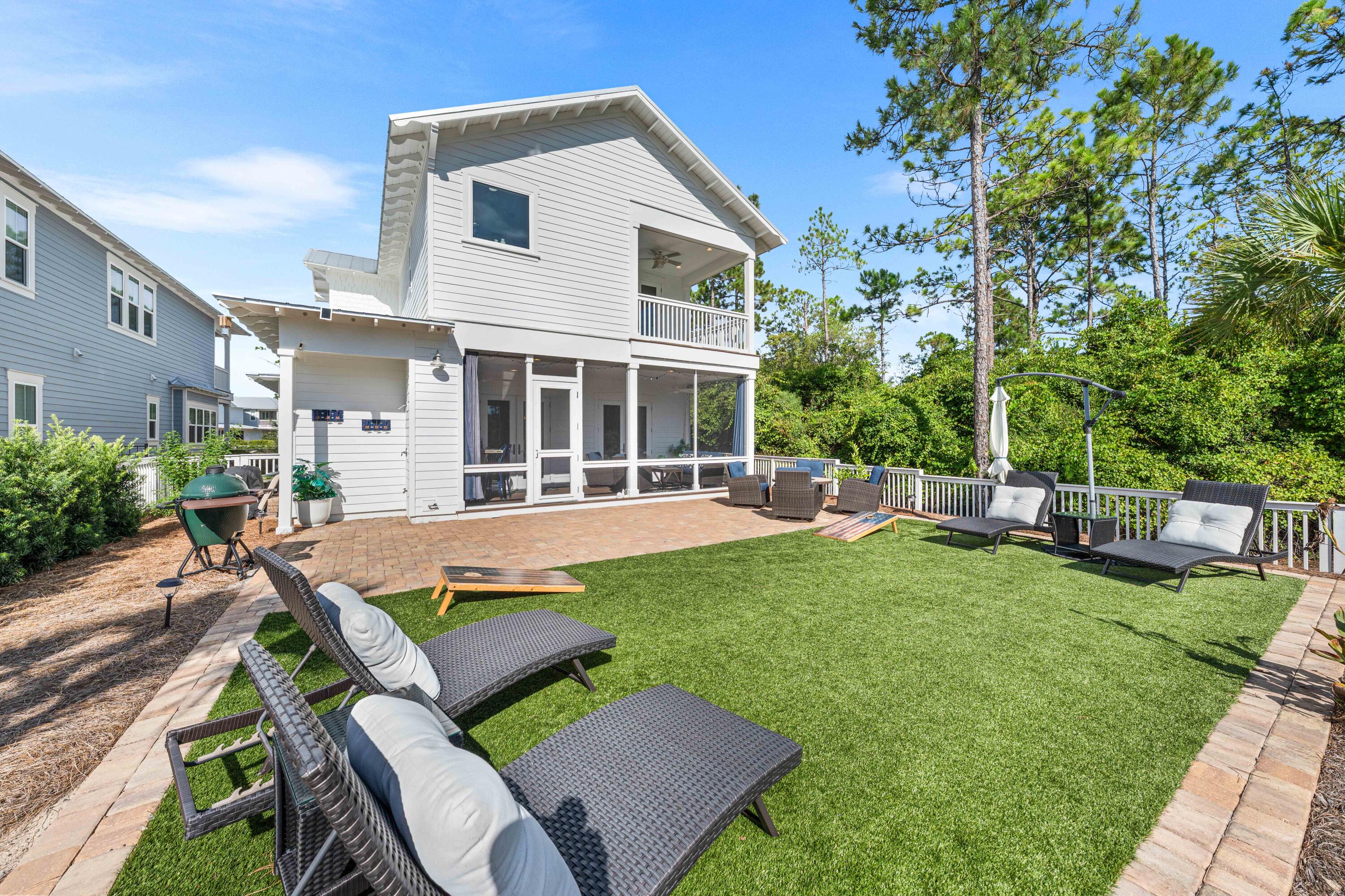 NATUREWALK AT SEAGROVE - Residential