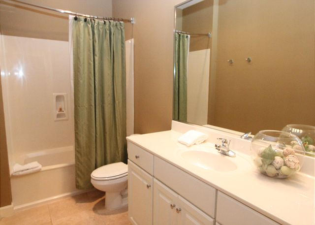 CRYSTAL LAKE II AT SANDESTIN - Residential