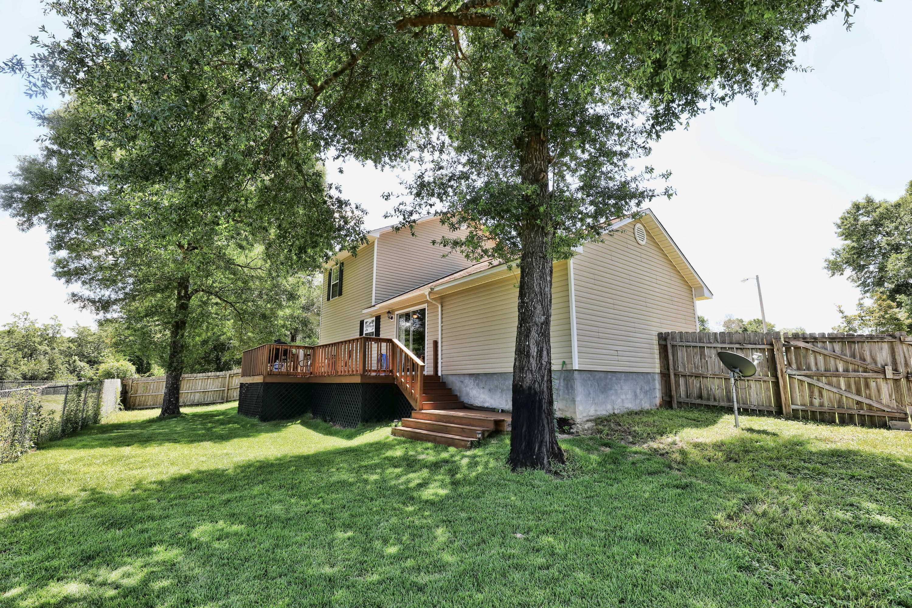 RIDGE CREST PH I - Residential