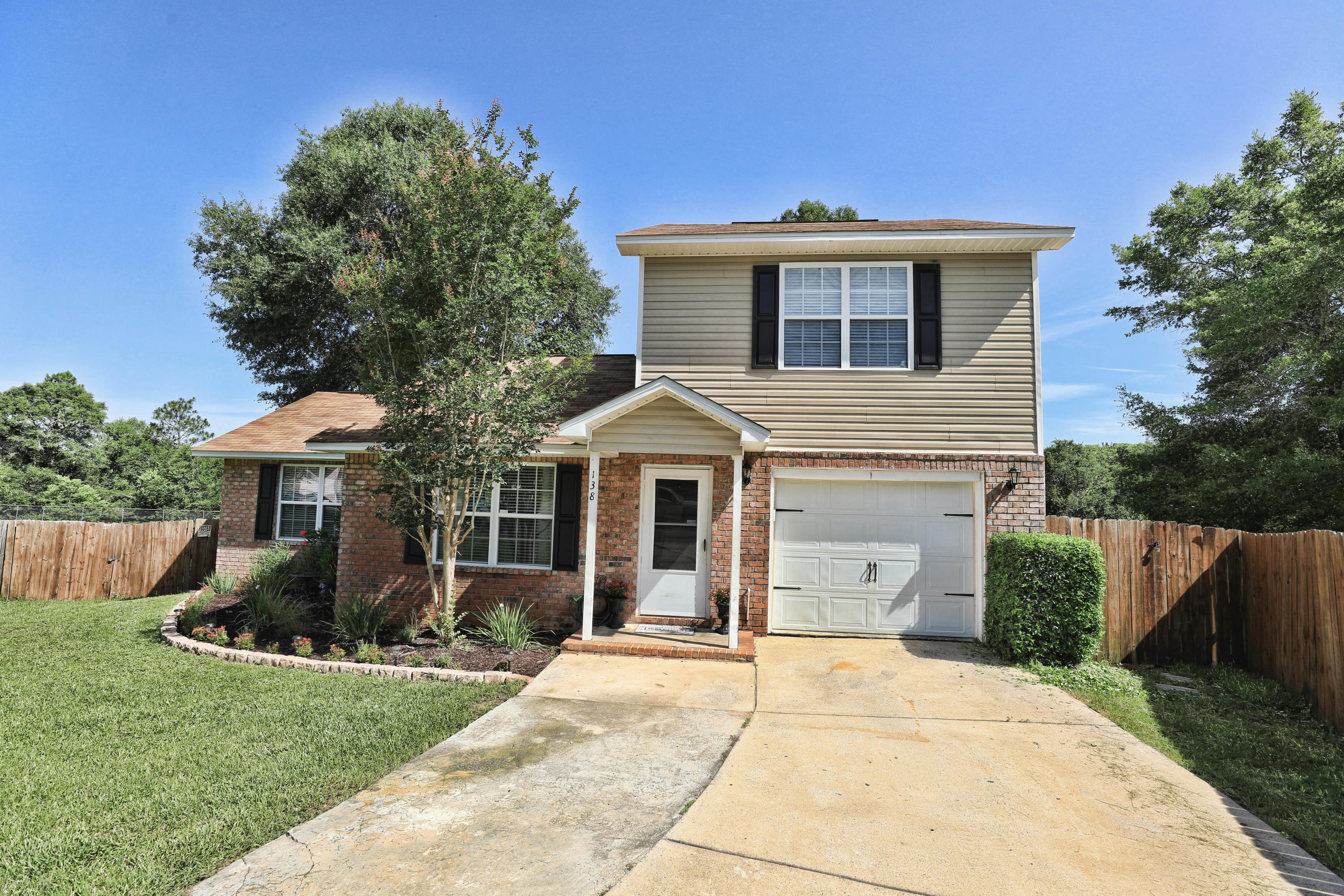 RIDGE CREST PH I - Residential