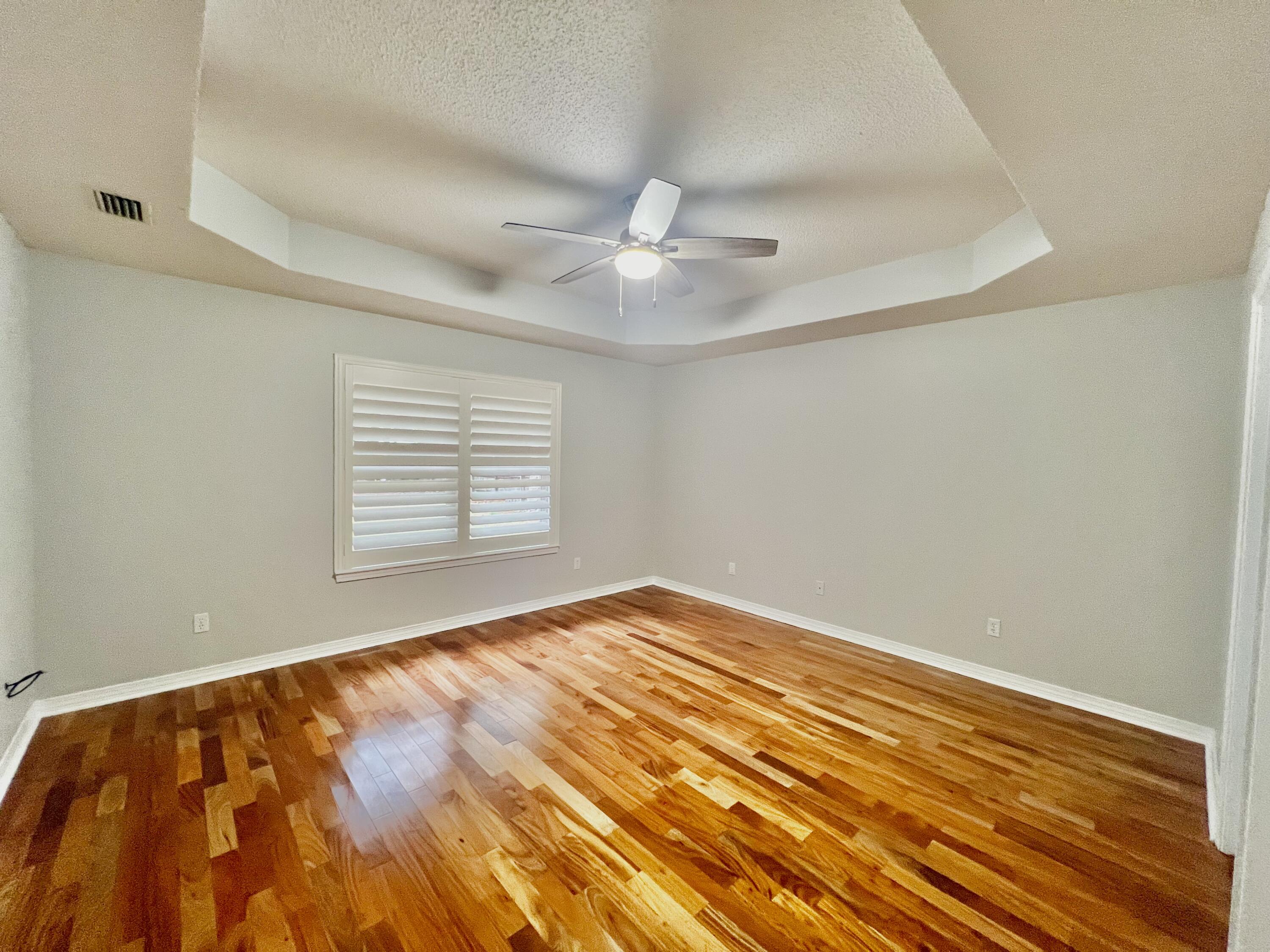 DANA POINTE - Residential