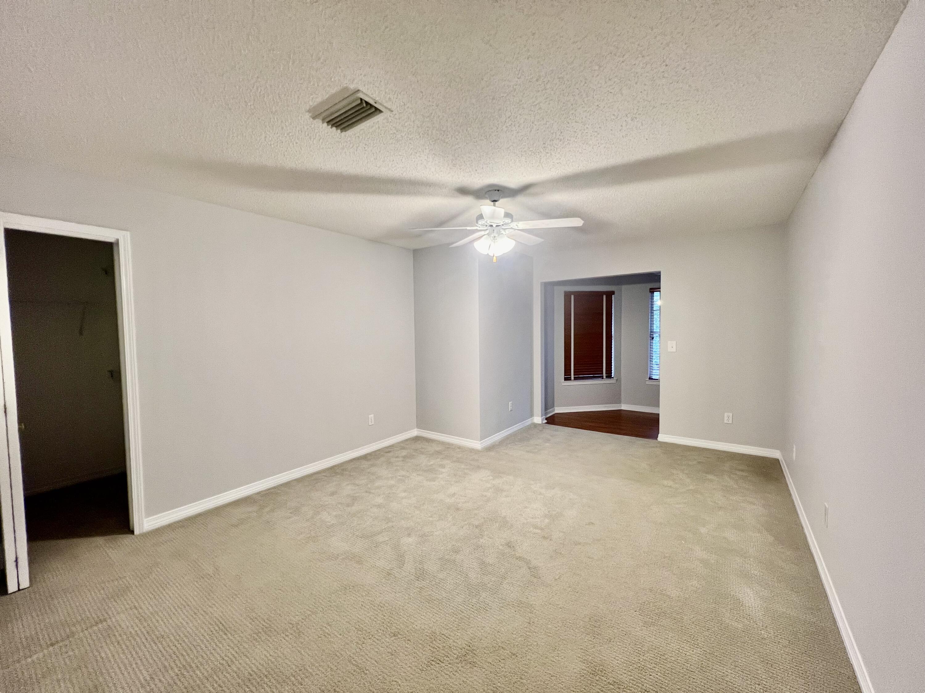 DANA POINTE - Residential