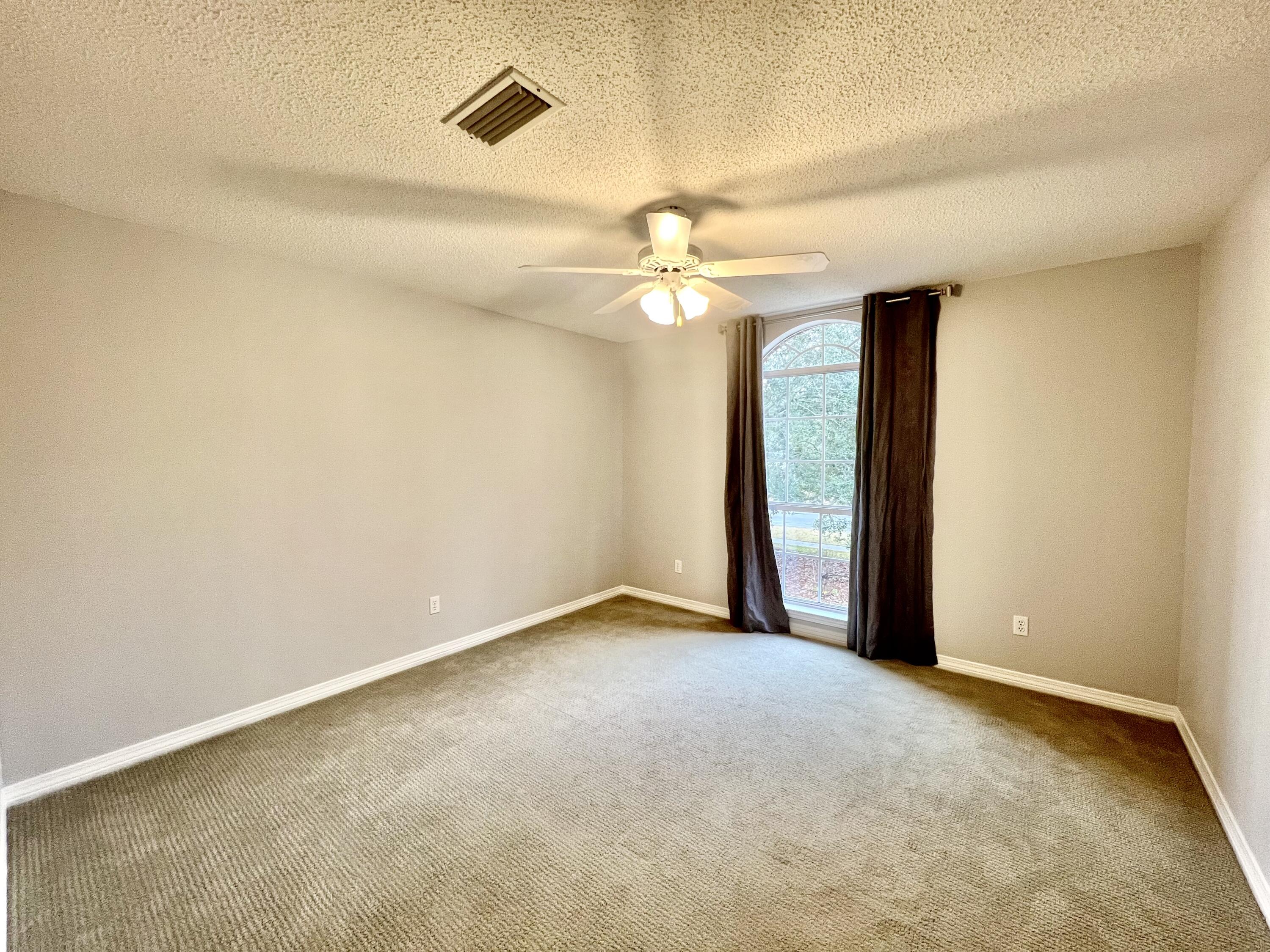 DANA POINTE - Residential