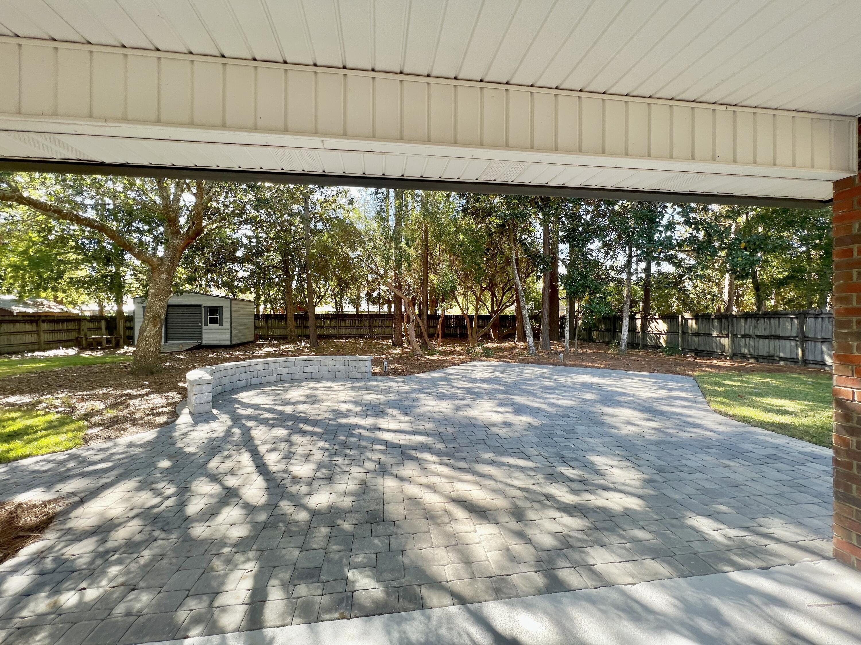 DANA POINTE - Residential