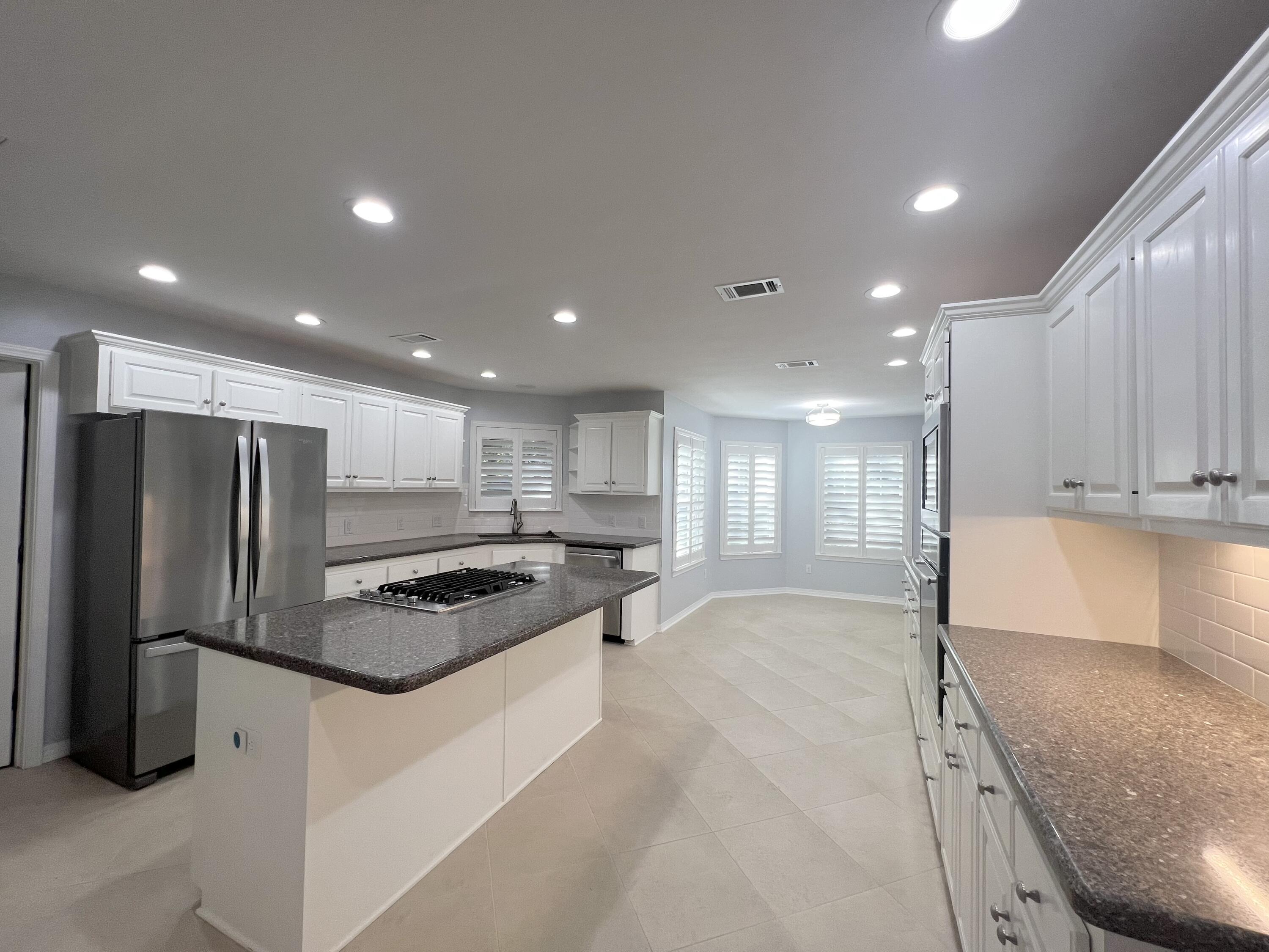 DANA POINTE - Residential