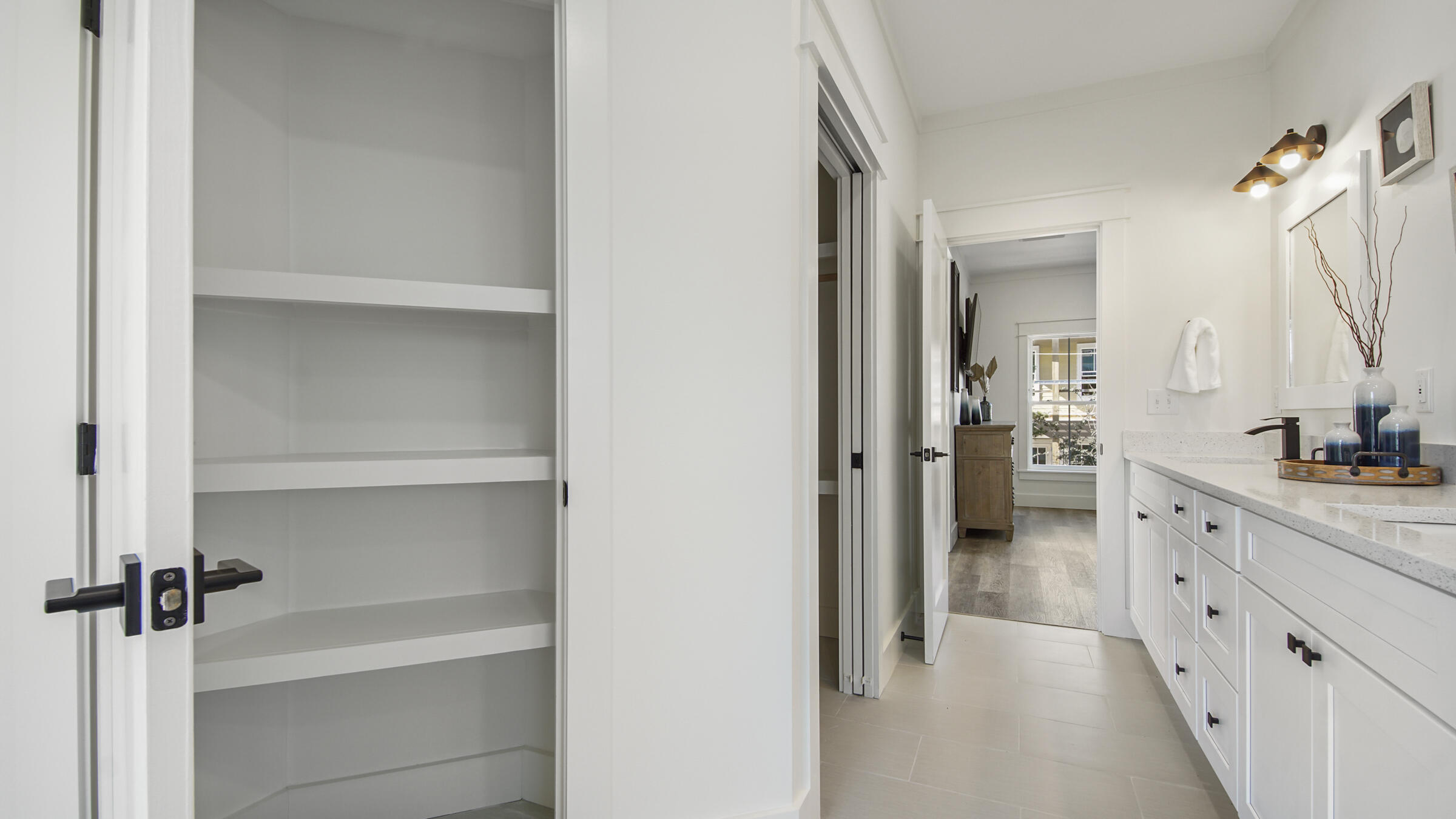 SEA POINTE - Residential