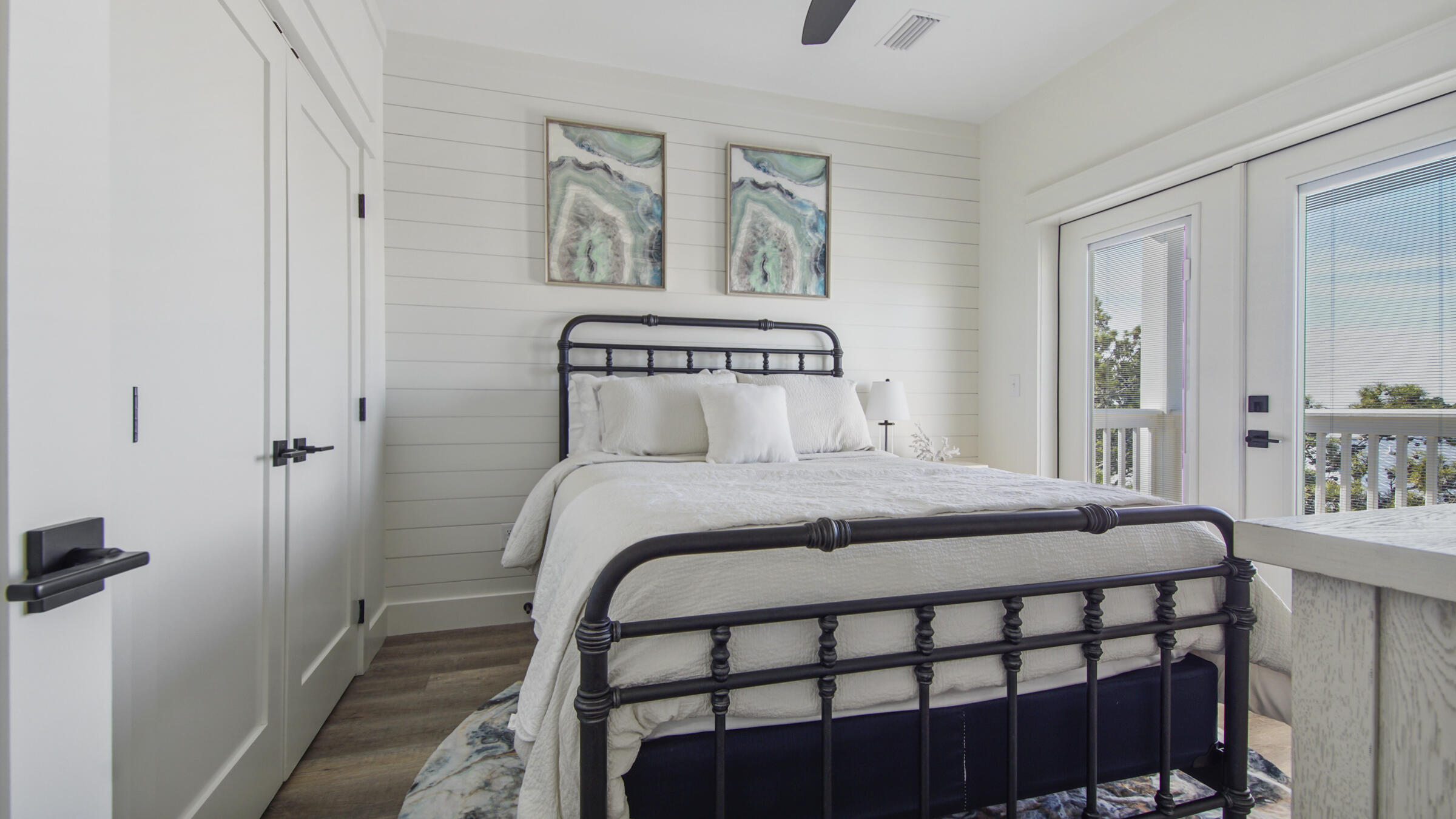 SEA POINTE - Residential