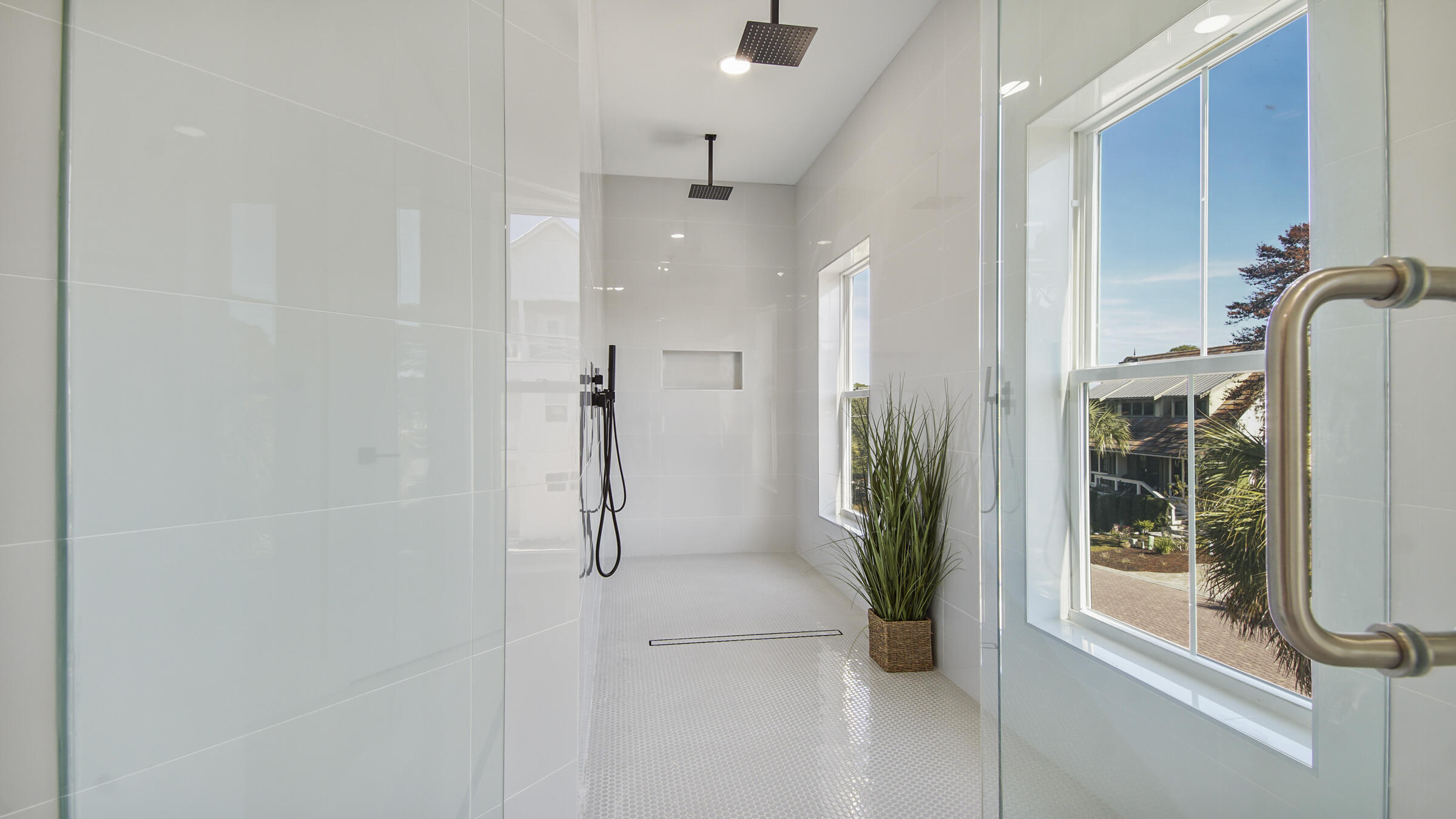 SEA POINTE - Residential