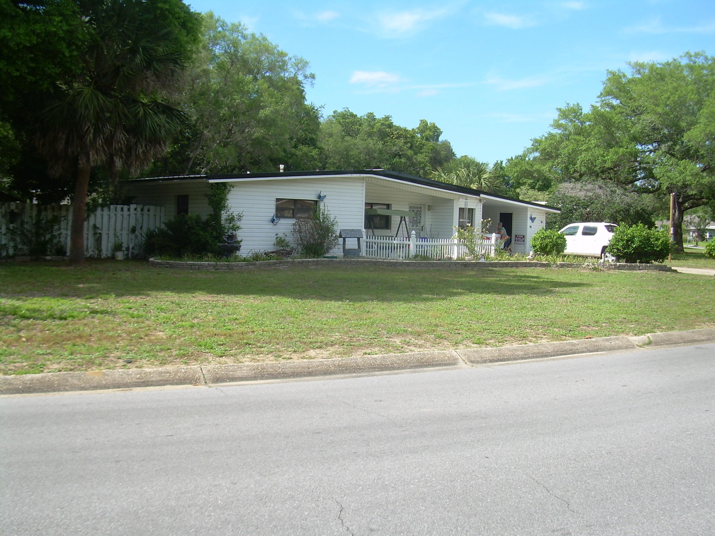 Elliotts Point 9th ADD. - Residential