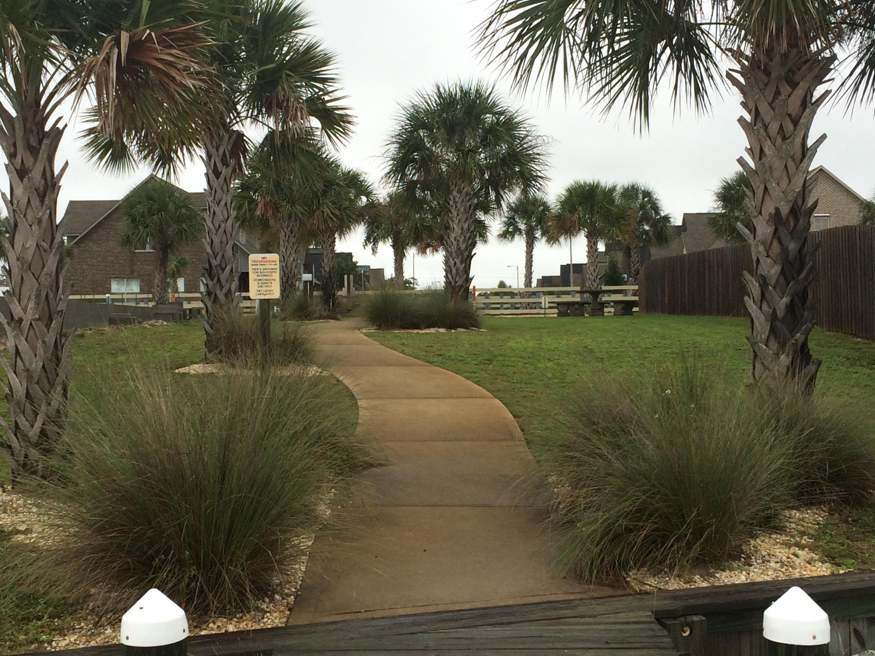 SOUNDSIDE MOORINGS - Residential