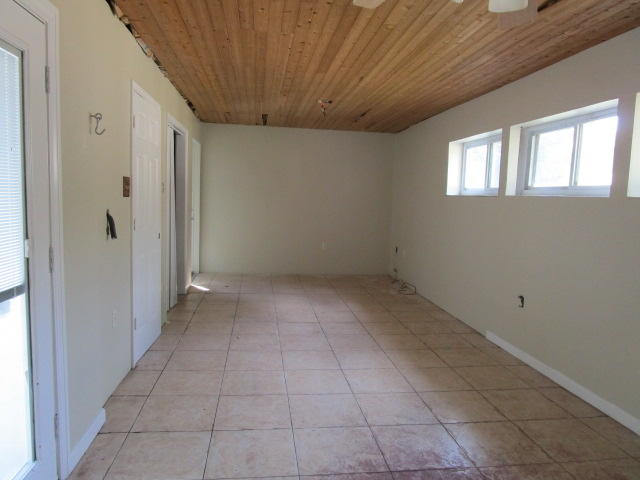 SEABREEZE 2ND ADDN - Residential