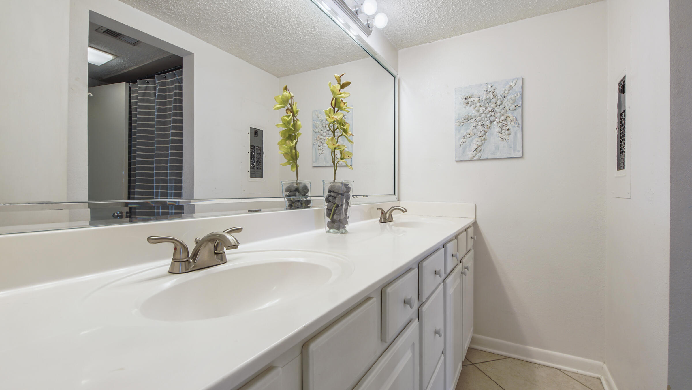 JETTY EAST CONDO - Residential