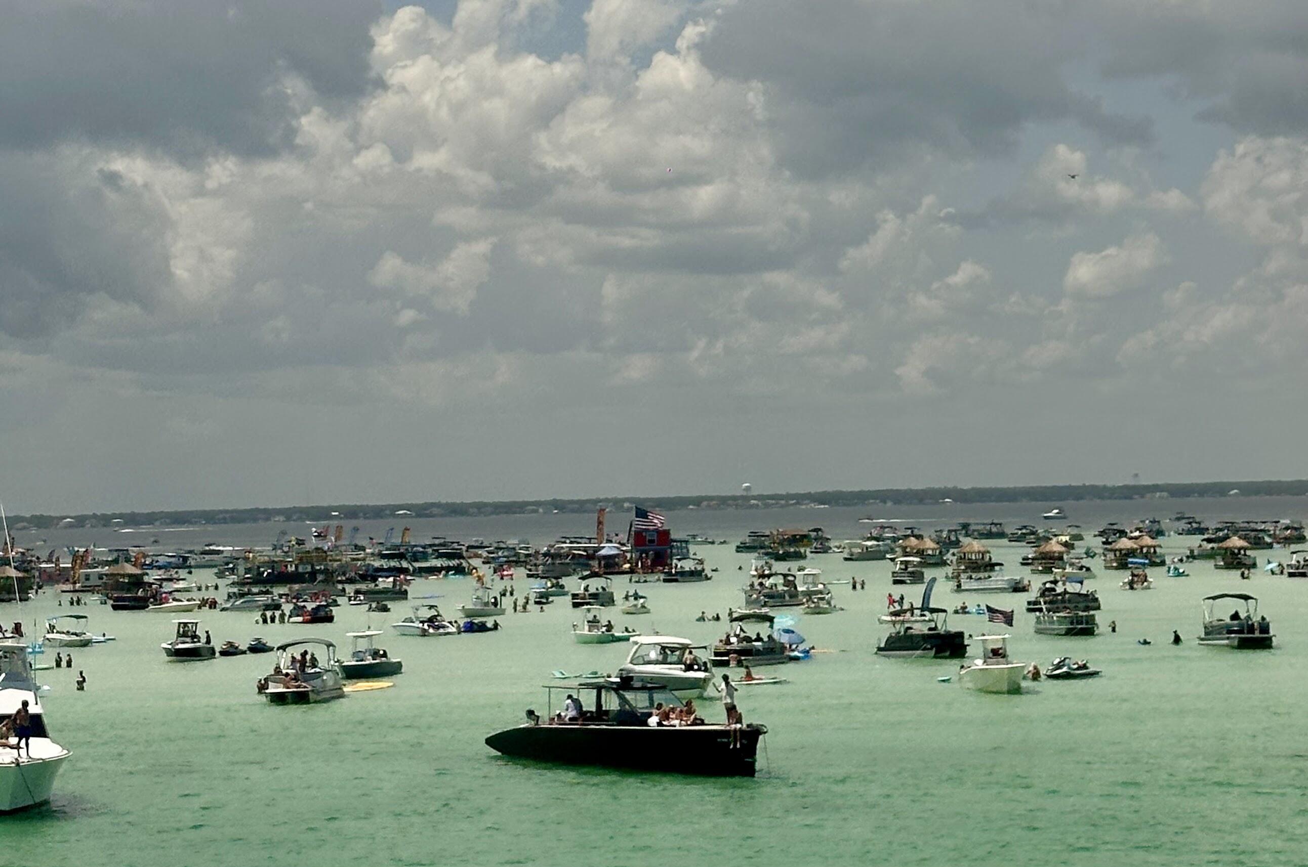 VALENCIA CONDO - Residential