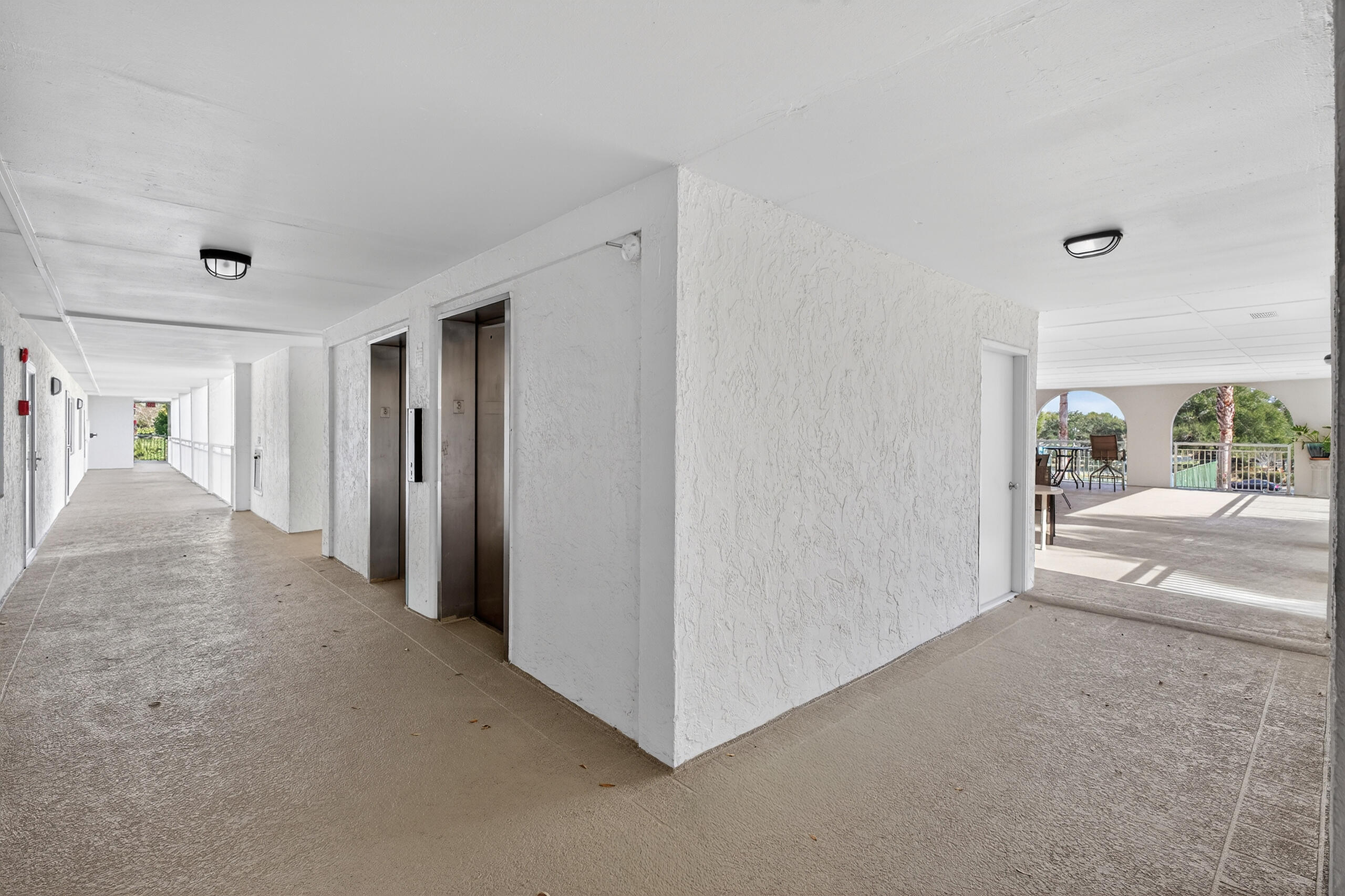 VALENCIA CONDO - Residential