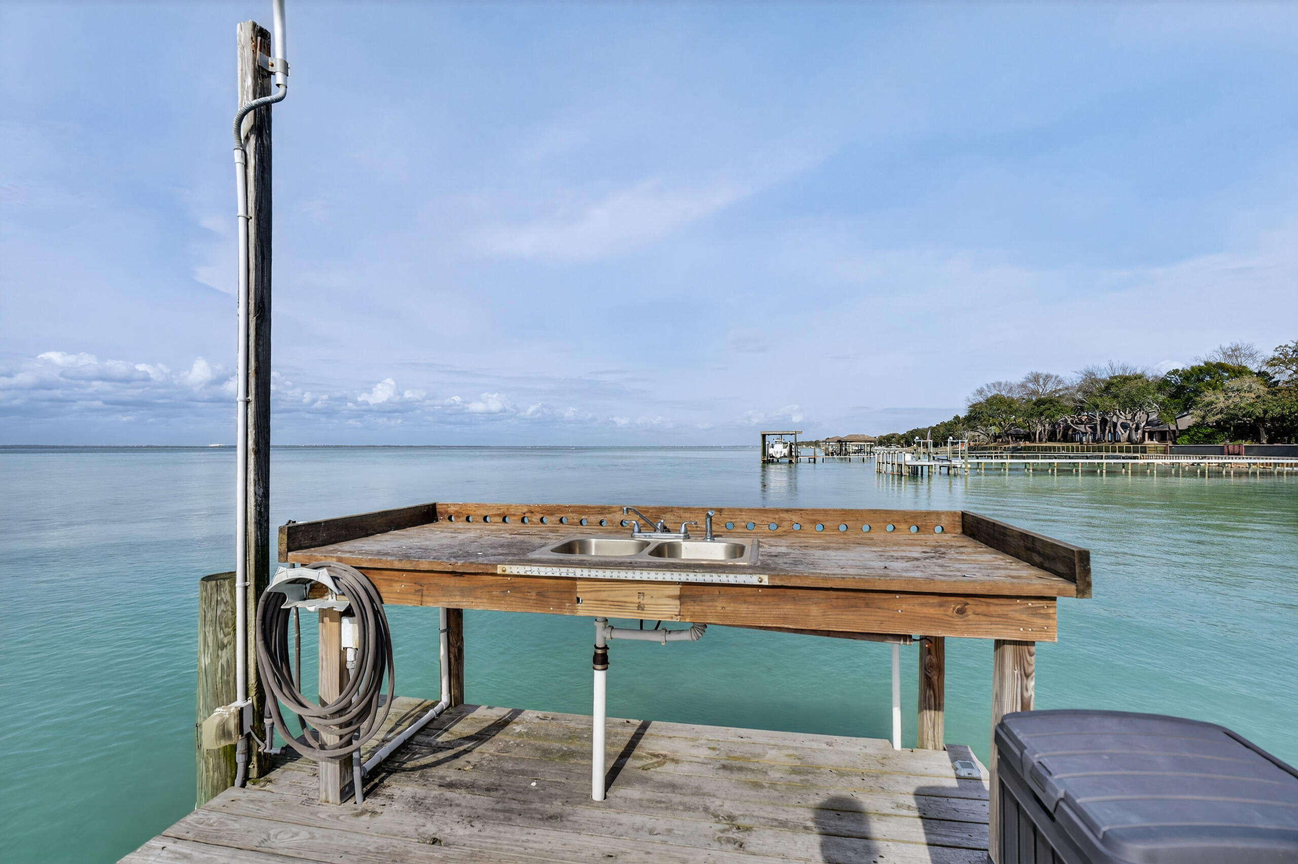 VALENCIA CONDO - Residential