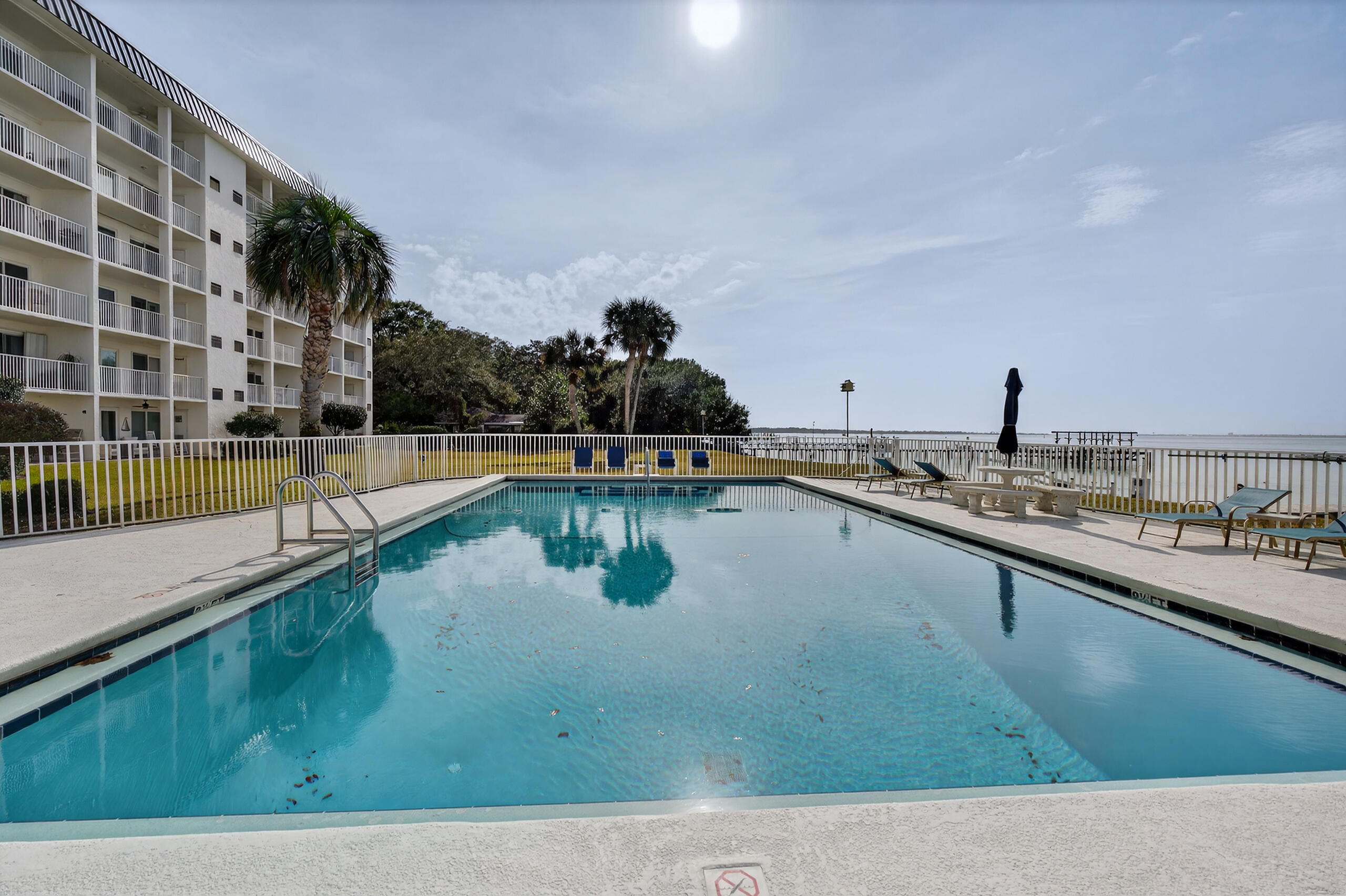 VALENCIA CONDO - Residential