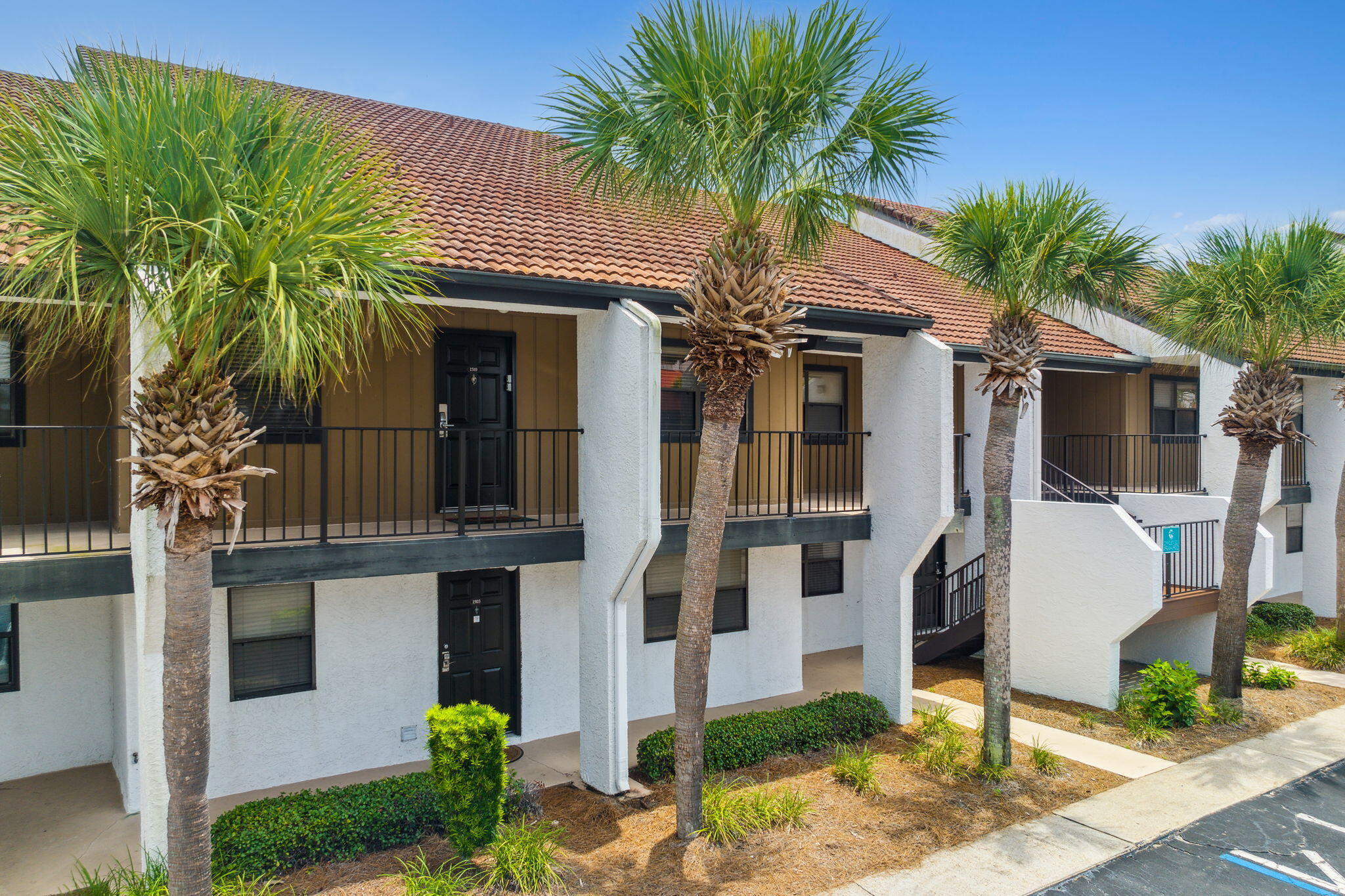 Edgewater Golf Villas - Residential