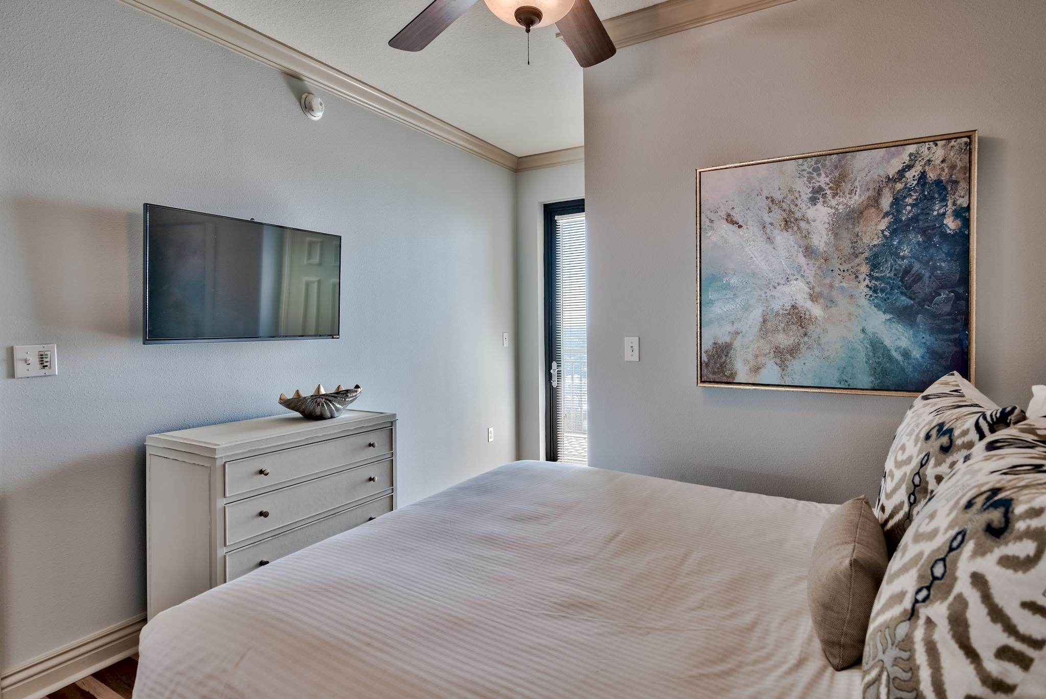 EMERALD GRANDE - Residential