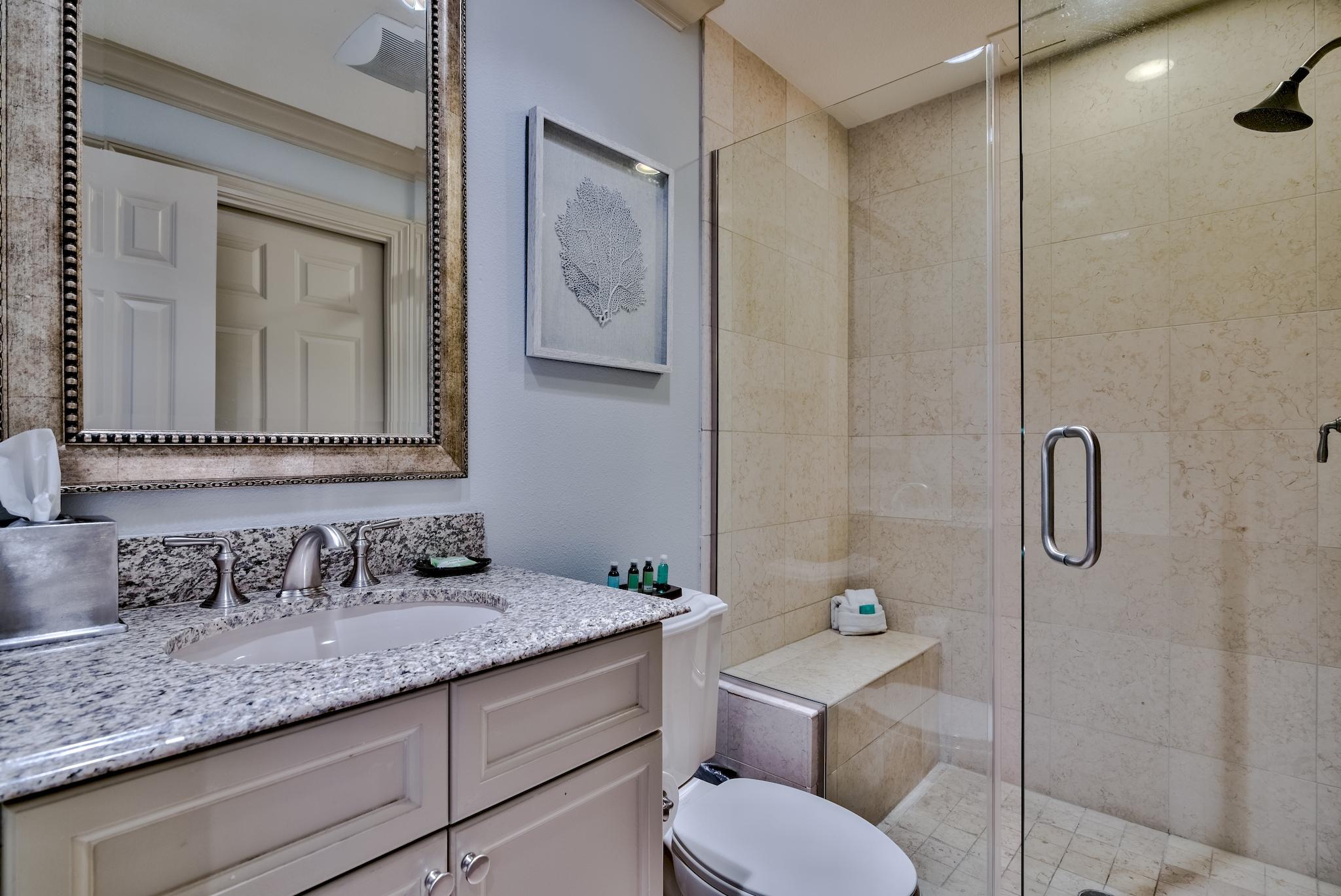 EMERALD GRANDE - Residential