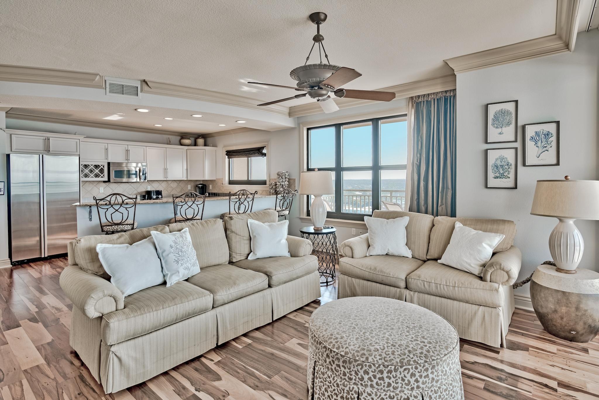 EMERALD GRANDE - Residential