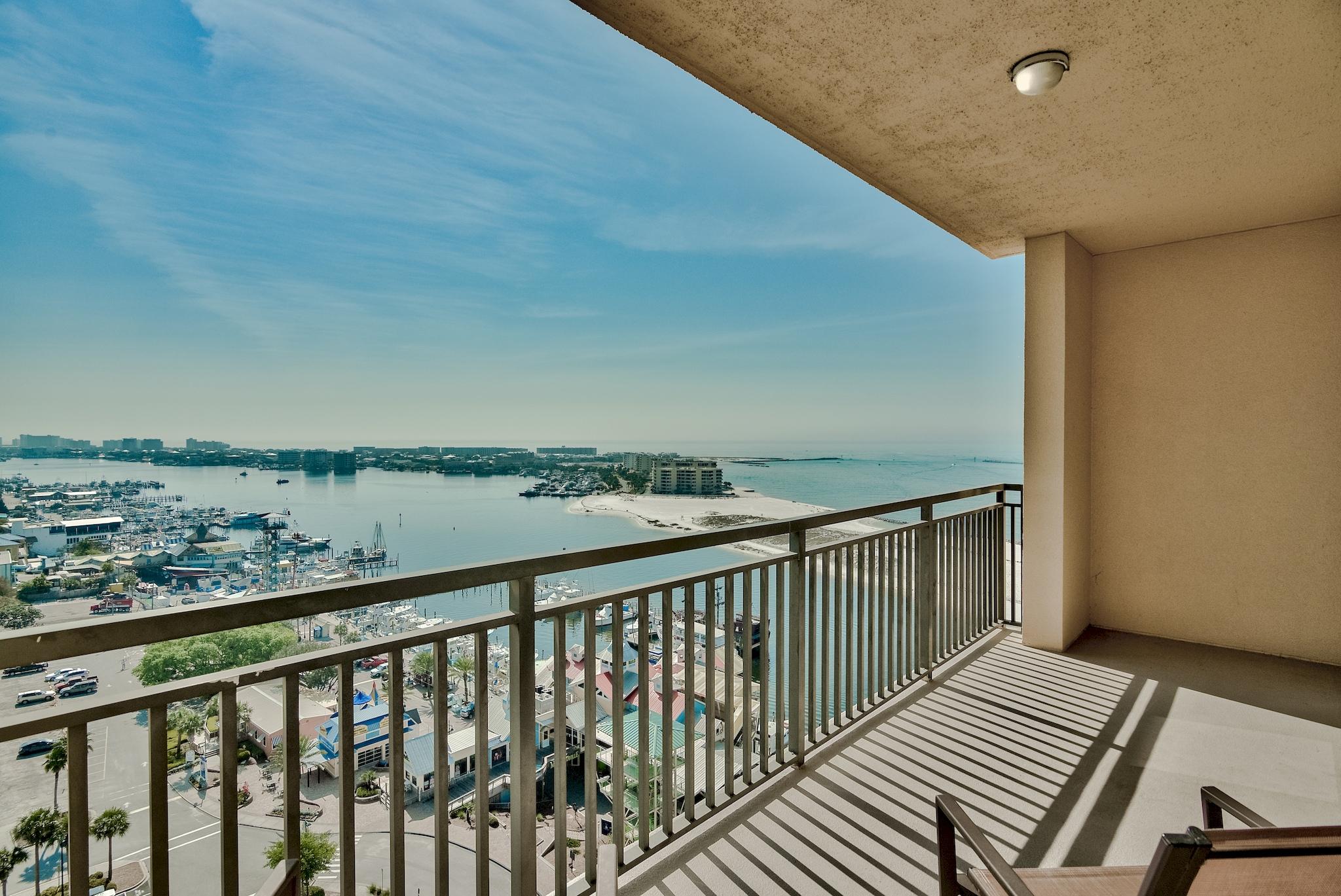 EMERALD GRANDE - Residential