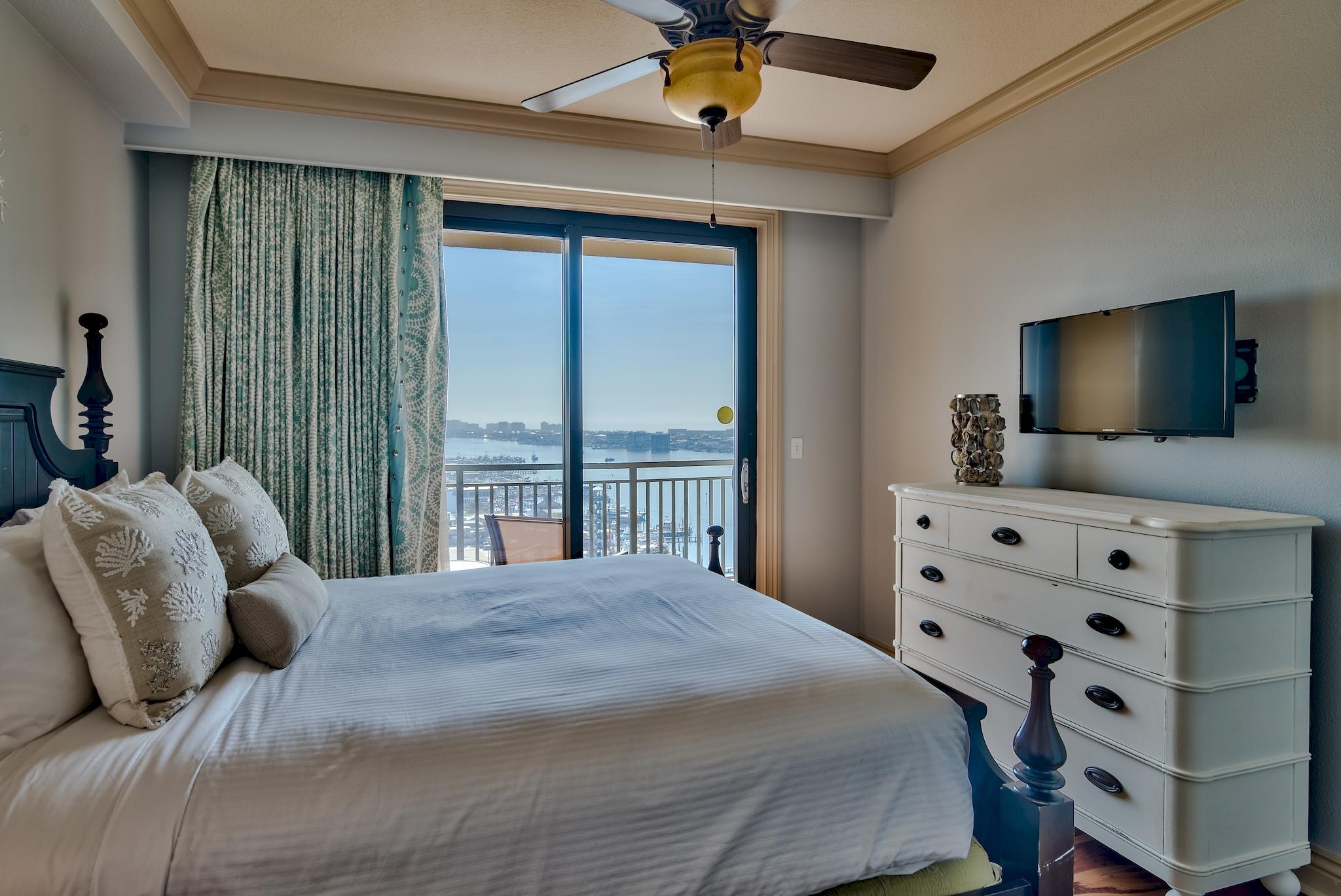 EMERALD GRANDE - Residential