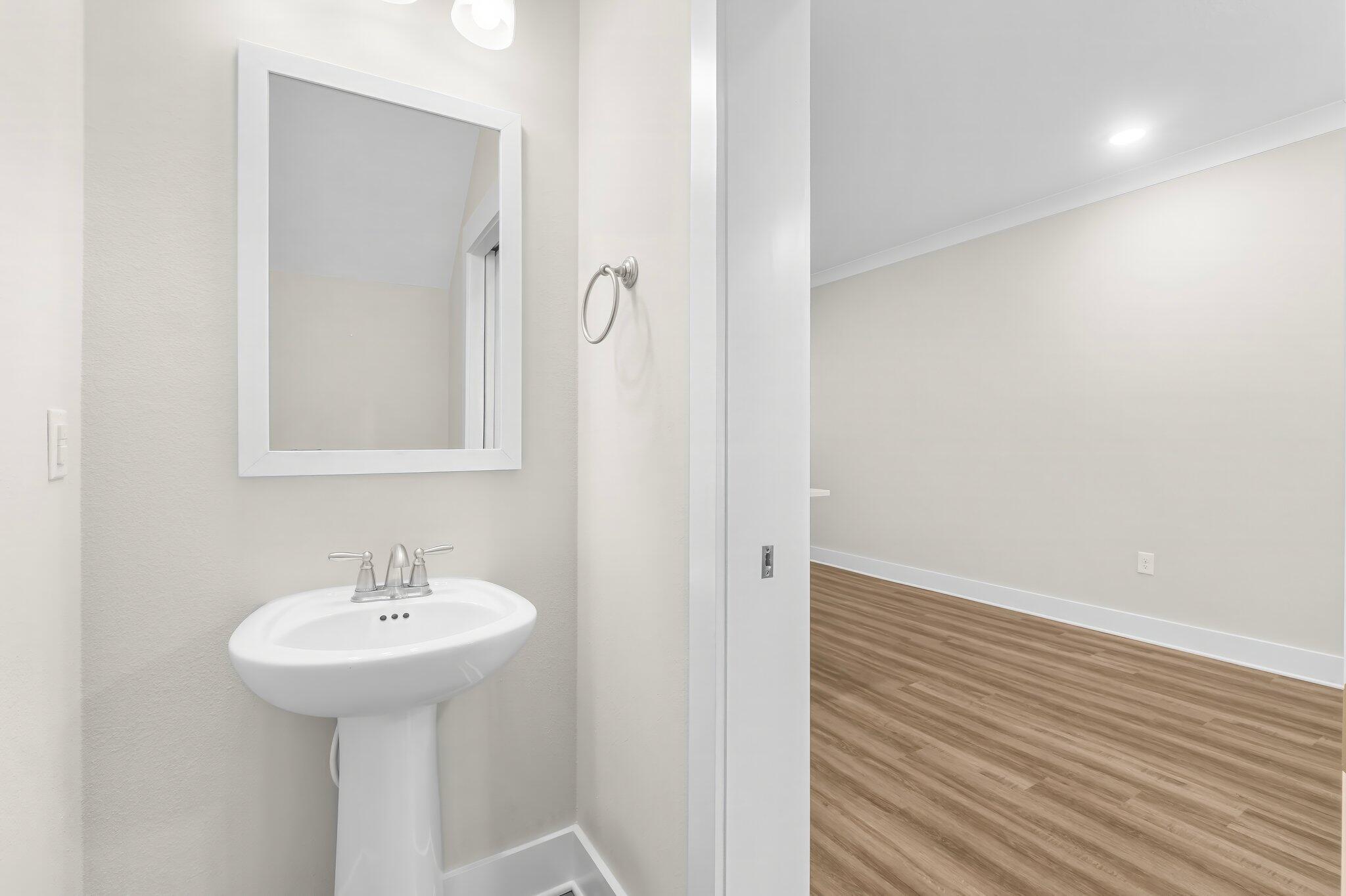 VERANDAS AT FREEPORT - Residential Lease