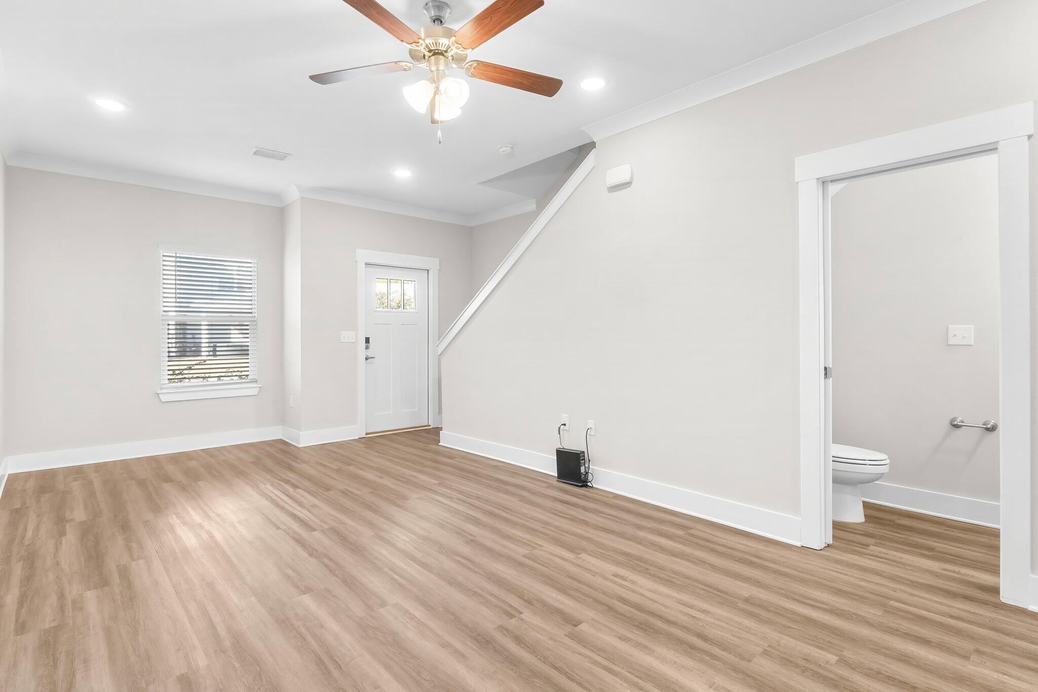 VERANDAS AT FREEPORT - Residential Lease