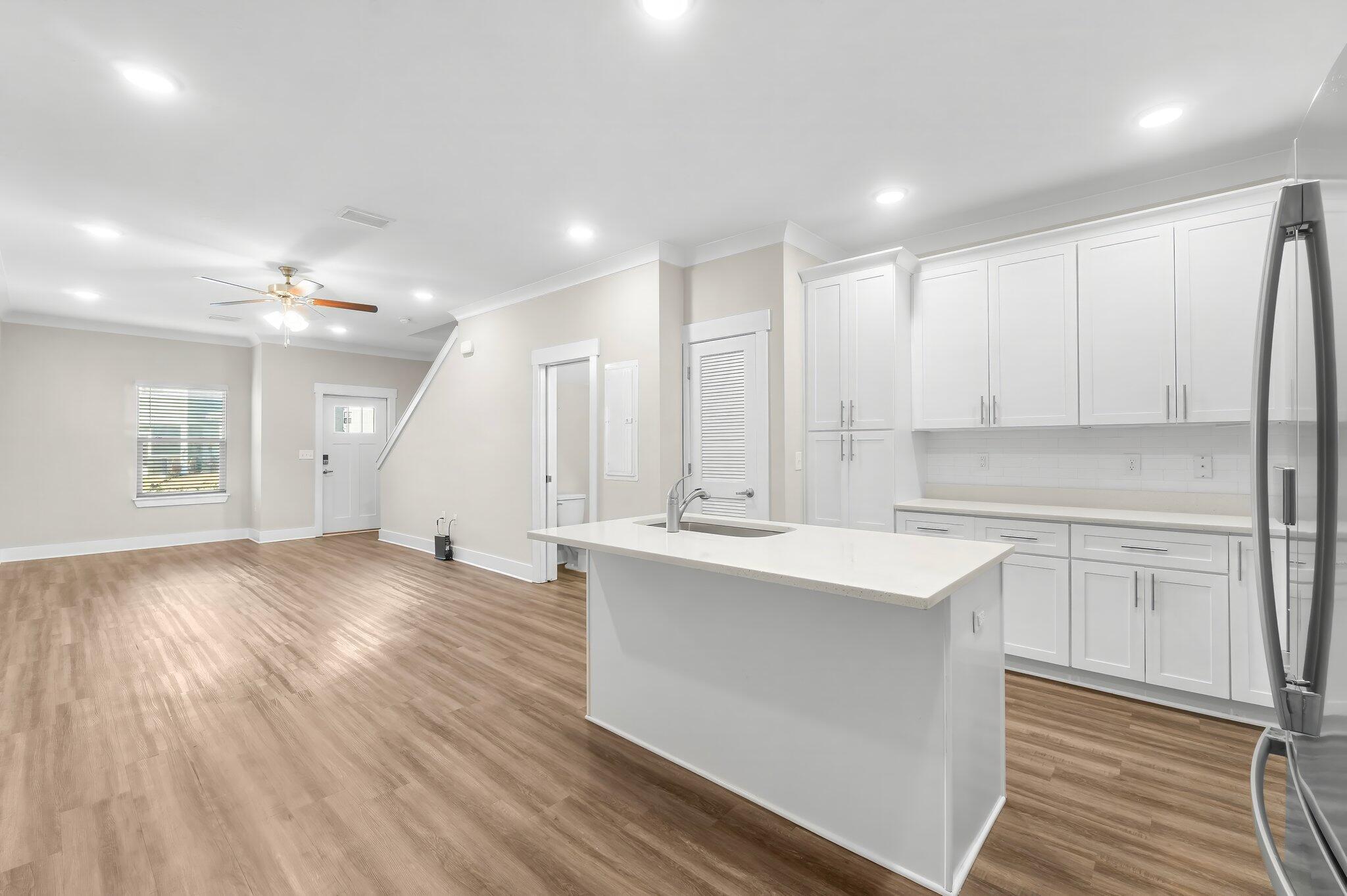 VERANDAS AT FREEPORT - Residential Lease