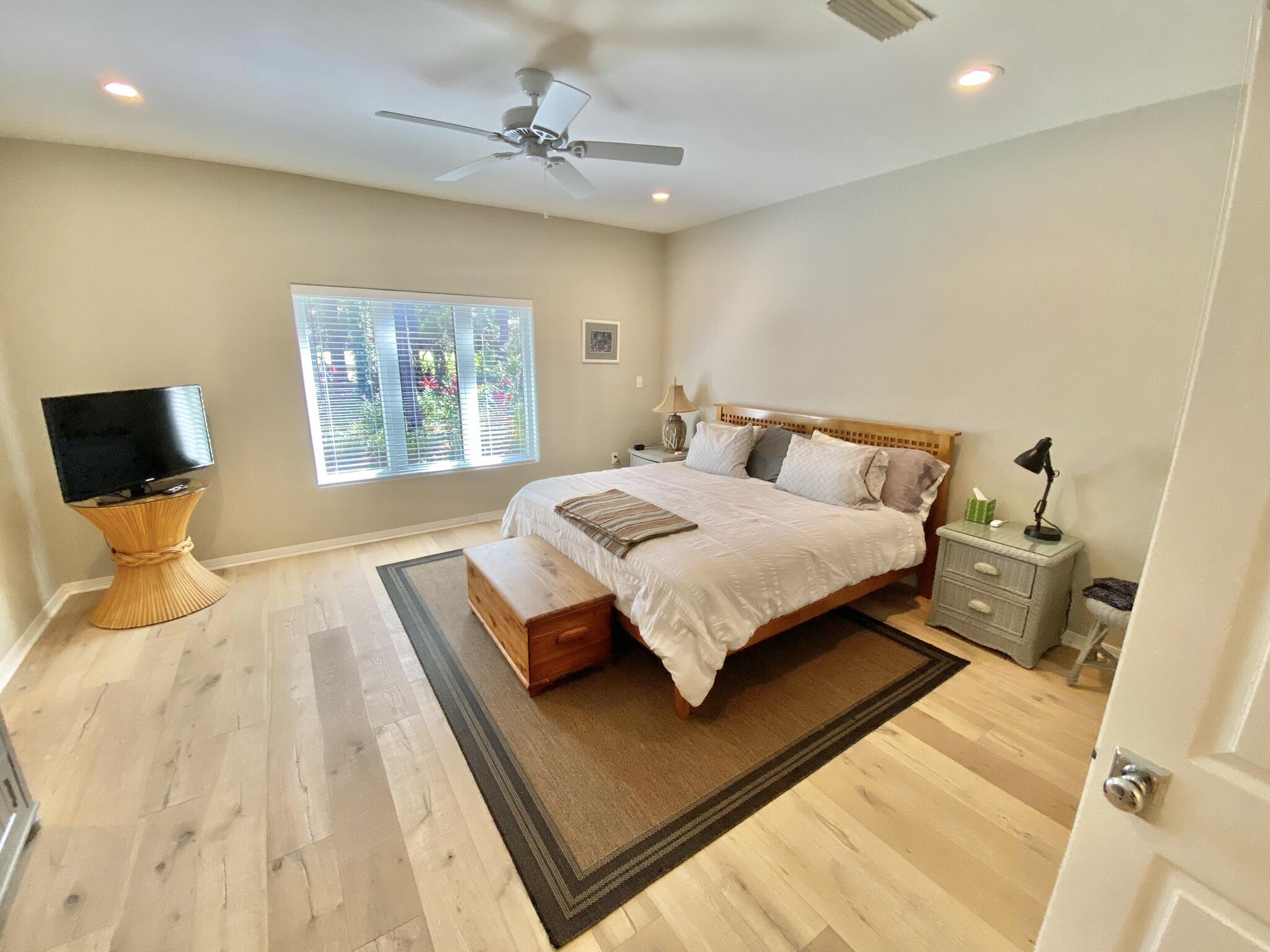 BURNT PINE - Residential