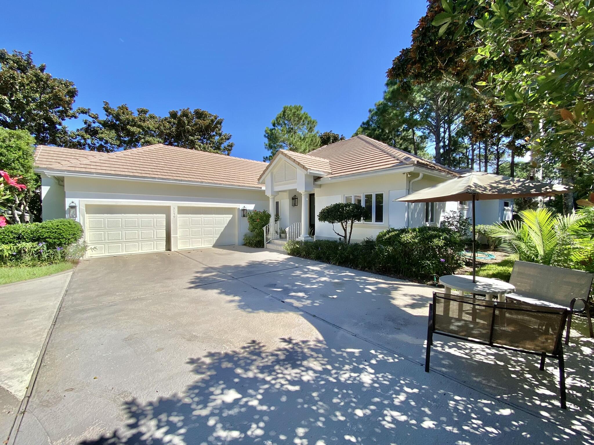 BURNT PINE - Residential