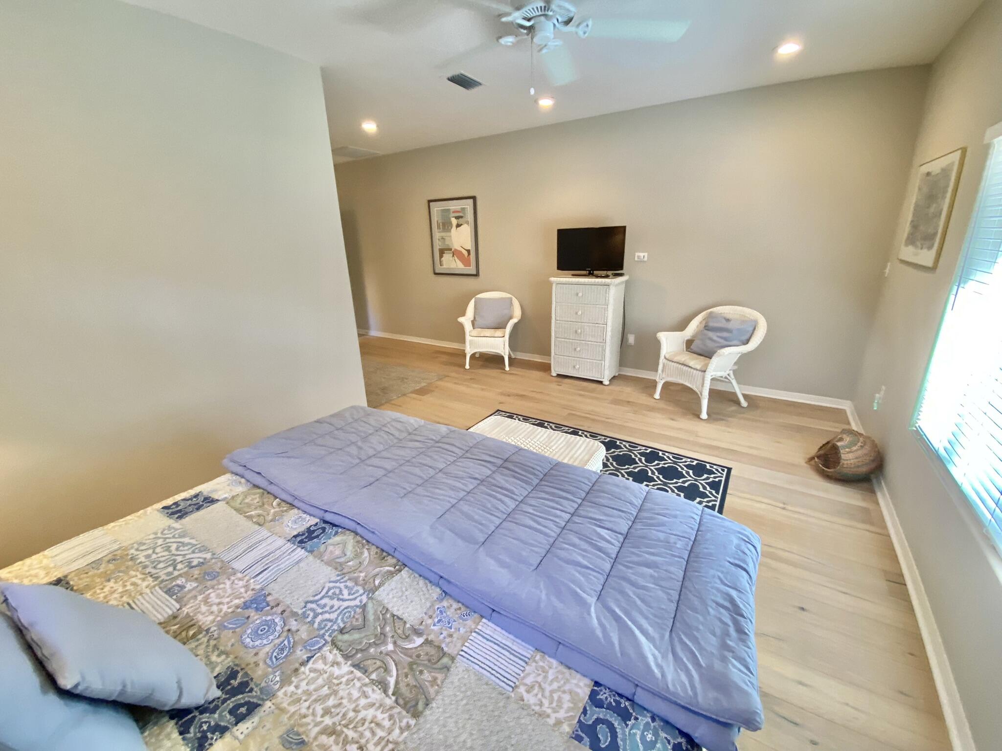 BURNT PINE - Residential