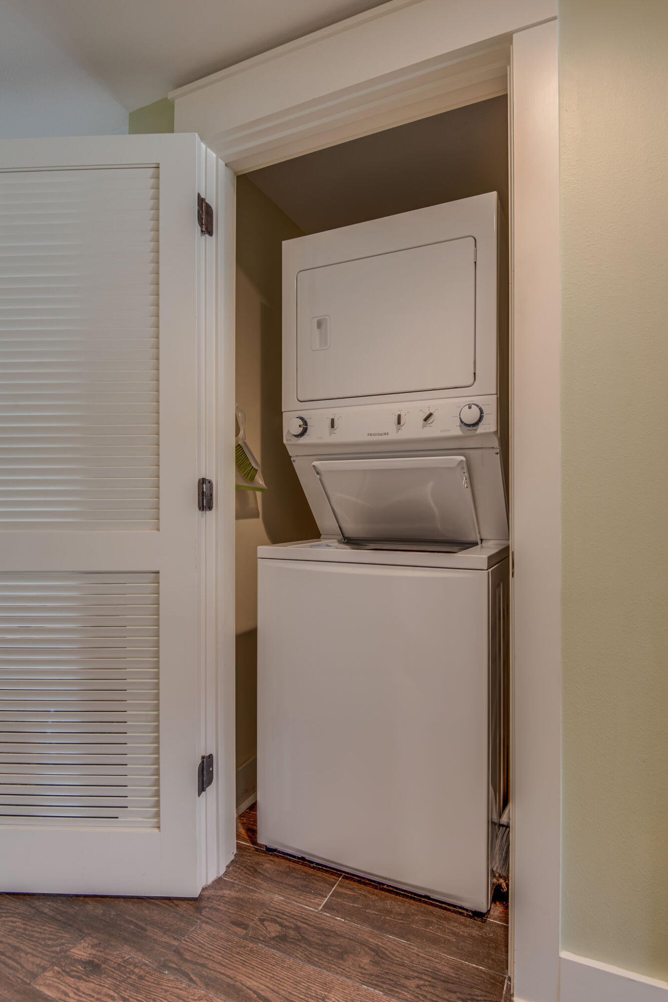 MARKET STREET INN - Residential