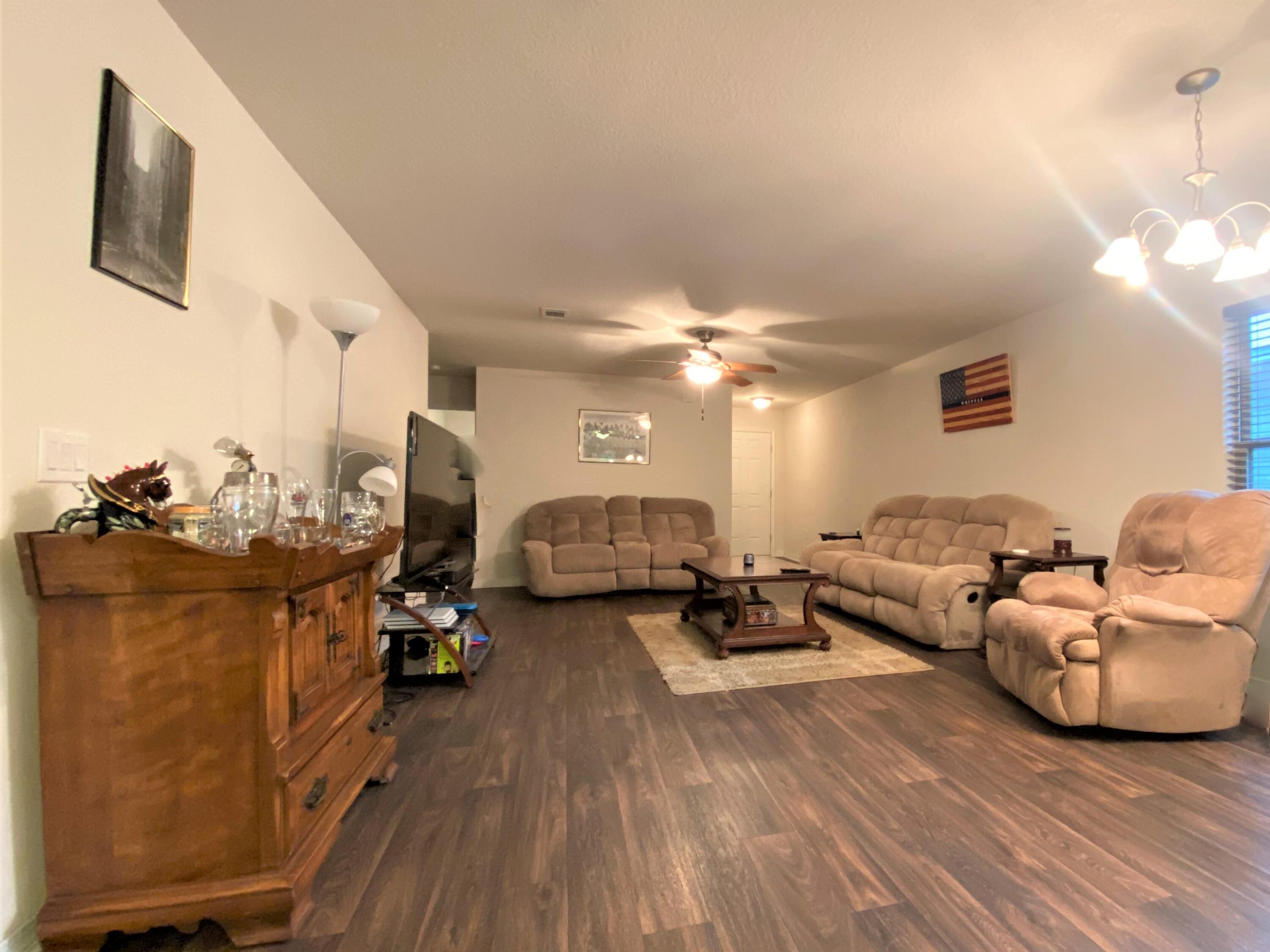 MAPLE OAKS - Residential