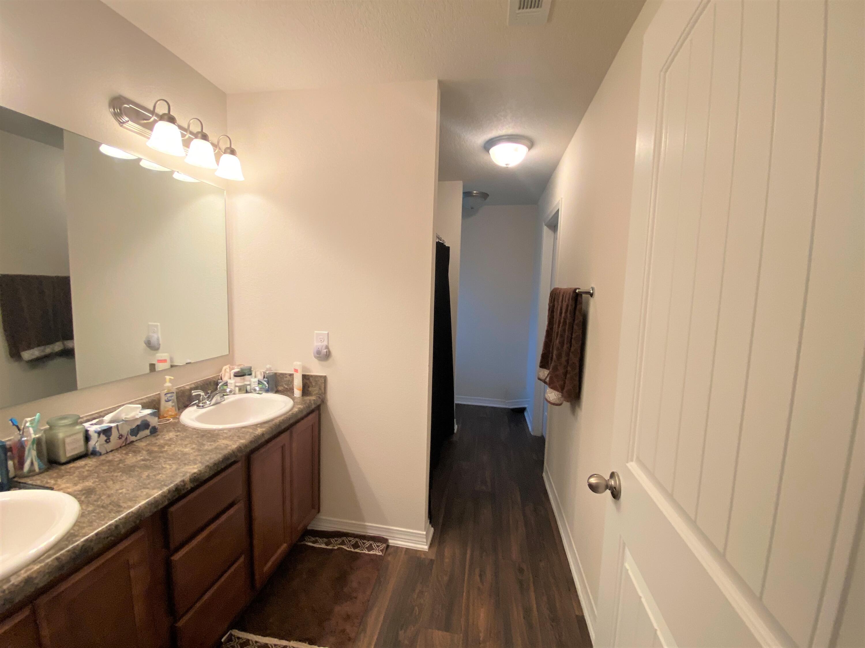 MAPLE OAKS - Residential