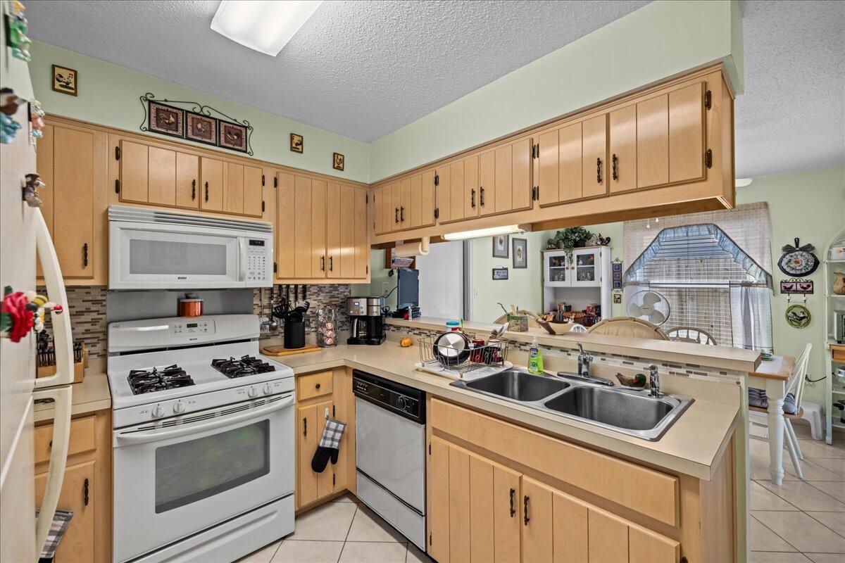 CREEK RIDGE - Residential