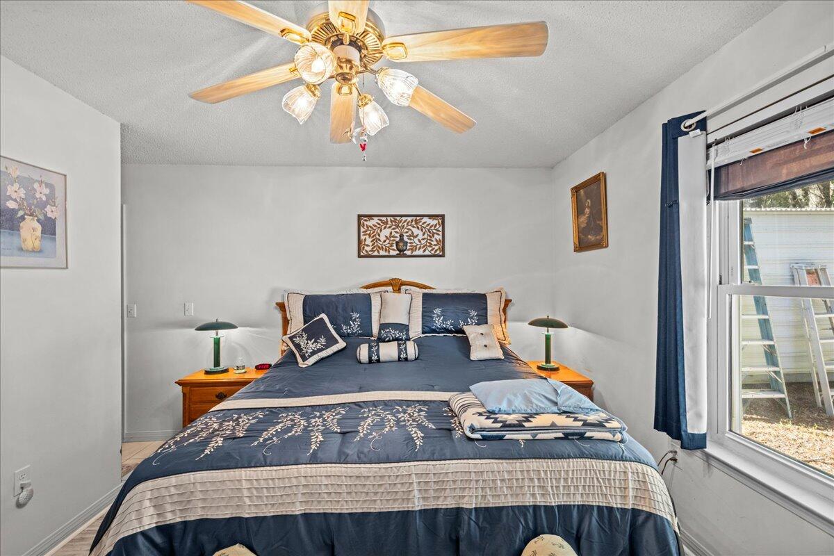 CREEK RIDGE - Residential