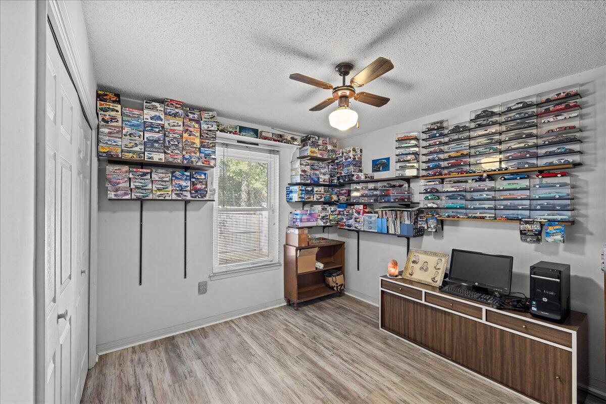 CREEK RIDGE - Residential