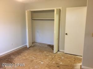 VENETIAN VILLA - Residential