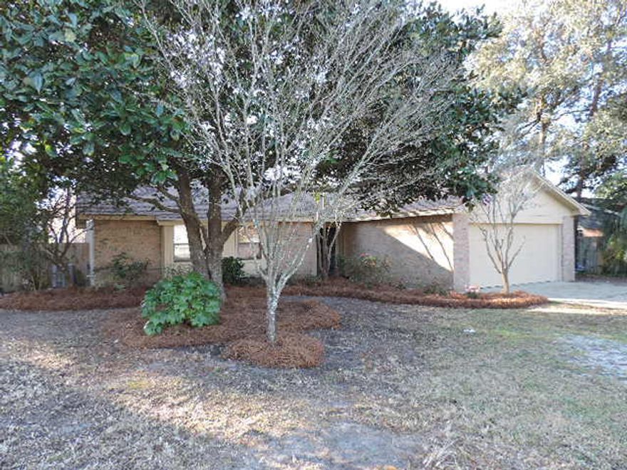 This is a beautiful all brick 3 bedroom, 2 bath home located in Bluewater Bay! Home features a new roof, fresh paint, new carpet, an open living room with fireplace and a large family room and deck that will be great for entertaining family and friends or just relaxing. Close to Midbay bridge, minutes to the Beaches, Airport and Eglin AFB. Purchase this property for as little as 5% down! Close by June 30, 2014 and request up to 3.5% of the final sales price to be used as closing cost assistance!