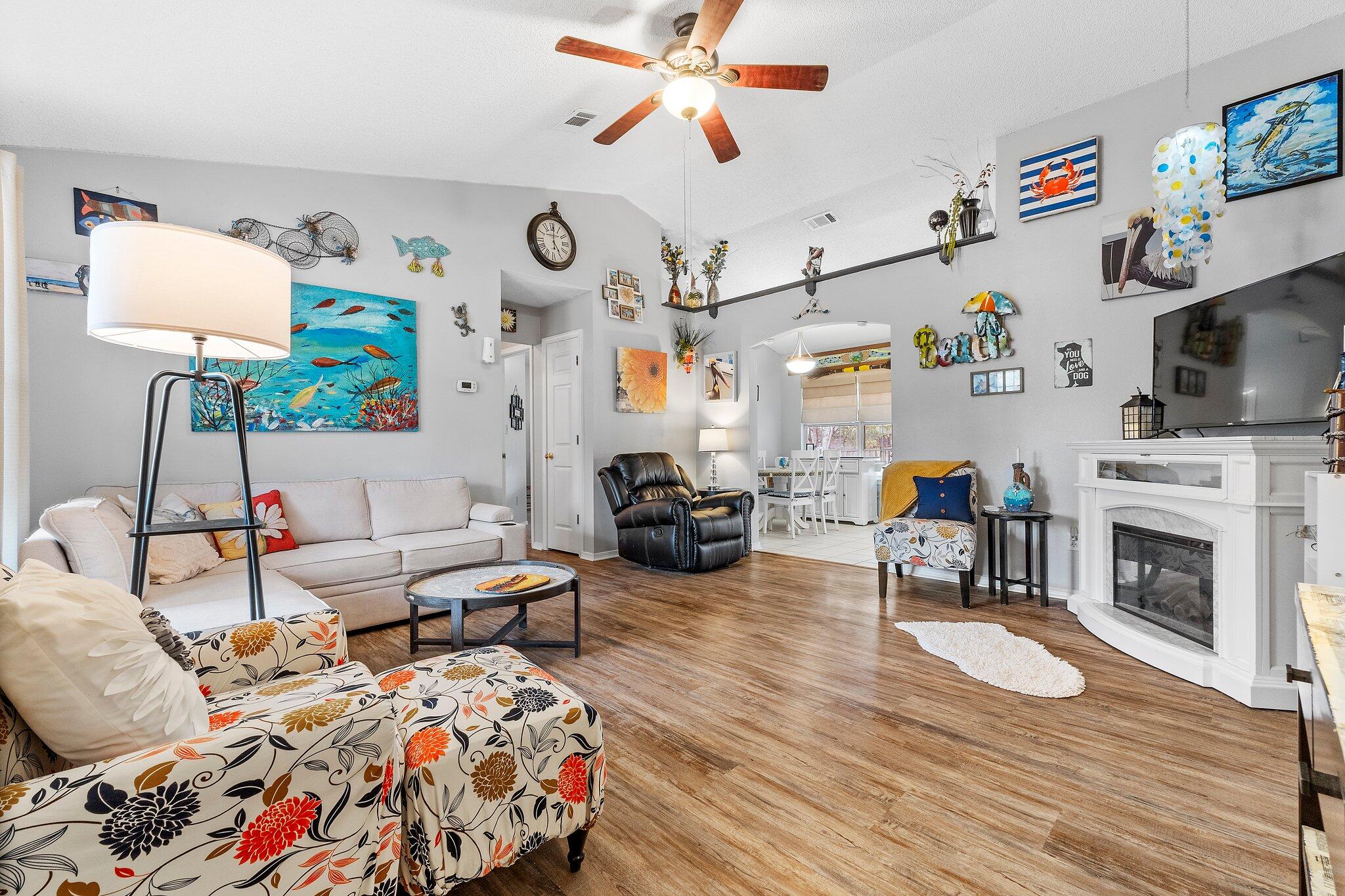 PRO AM ESTATES - Residential