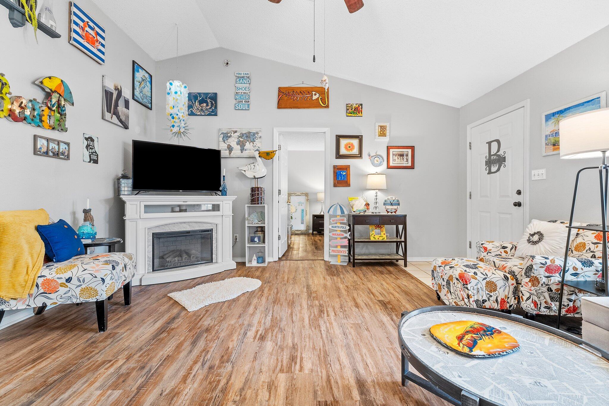 PRO AM ESTATES - Residential